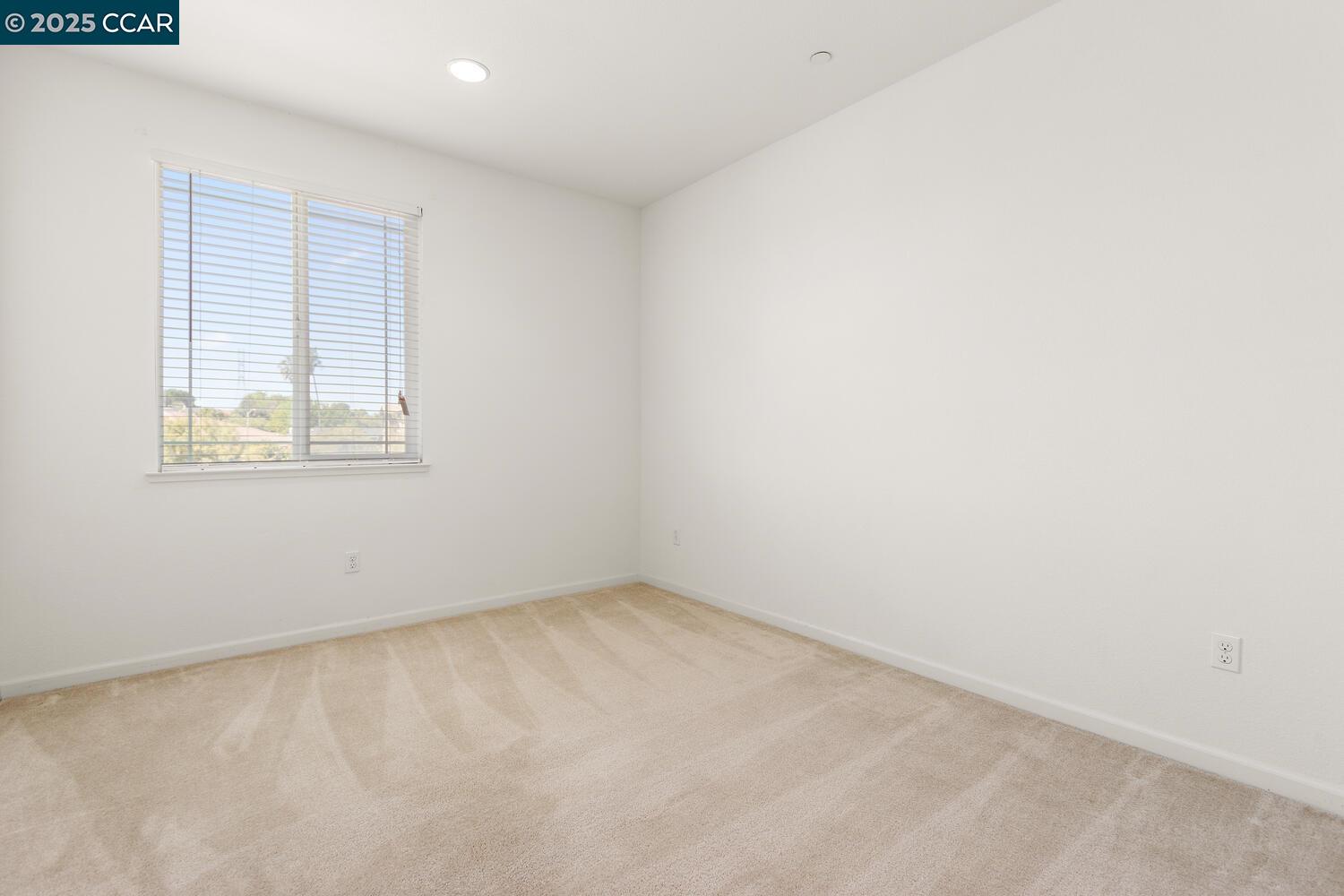 Detail Gallery Image 32 of 43 For 2991 Serra Ct, Antioch,  CA 94509 - 5 Beds | 3/1 Baths
