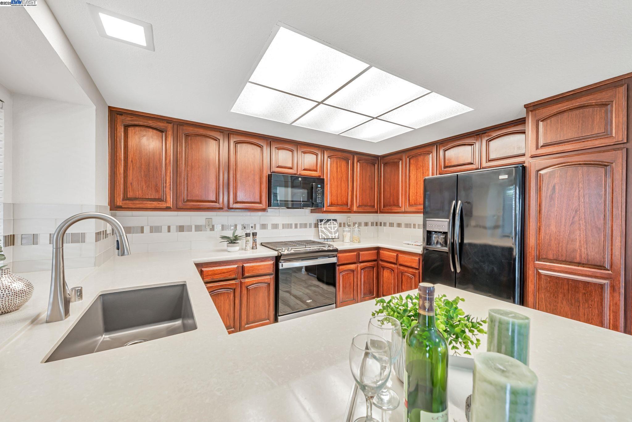 Photo #31: 41093611 Listing: Photo #31