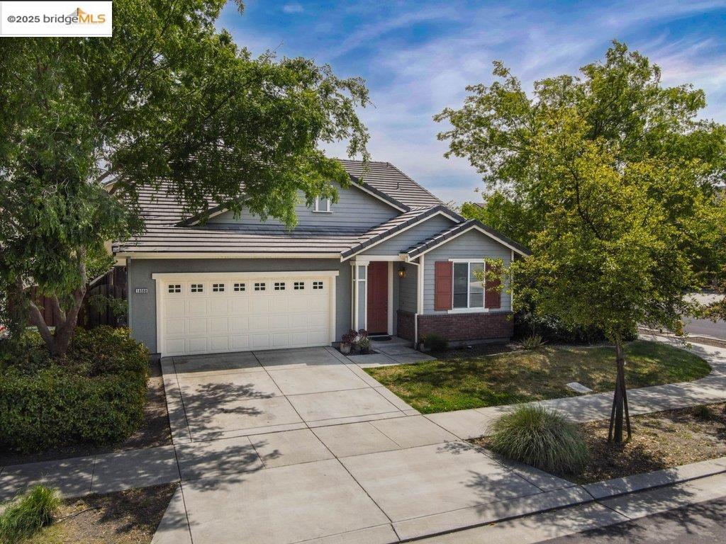Detail Gallery Image 32 of 43 For 18568 Admiral Way, Lathrop,  CA 95330 - 4 Beds | 4 Baths