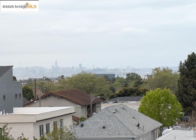 Detail Gallery Image 5 of 50 For 463 61st St, Oakland,  CA 94609 - – Beds | – Baths
