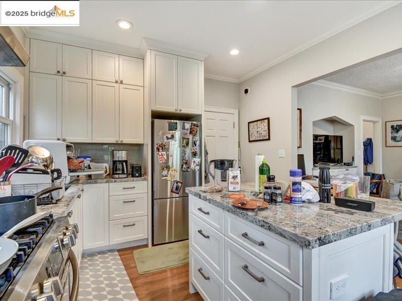 Detail Gallery Image 34 of 50 For 463 61st St, Oakland,  CA 94609 - – Beds | – Baths
