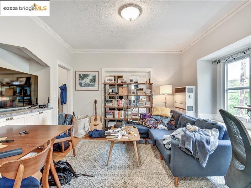 Detail Gallery Image 35 of 50 For 463 61st St, Oakland,  CA 94609 - – Beds | – Baths