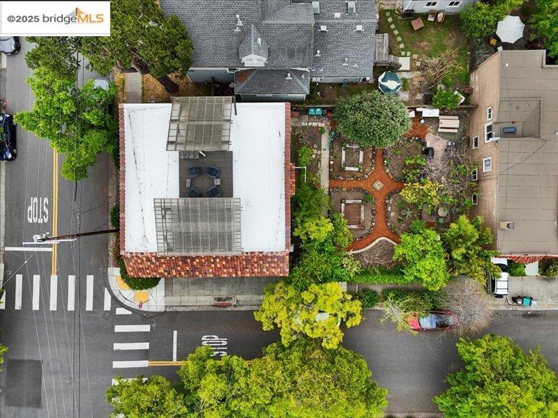 Detail Gallery Image 43 of 50 For 463 61st St, Oakland,  CA 94609 - – Beds | – Baths