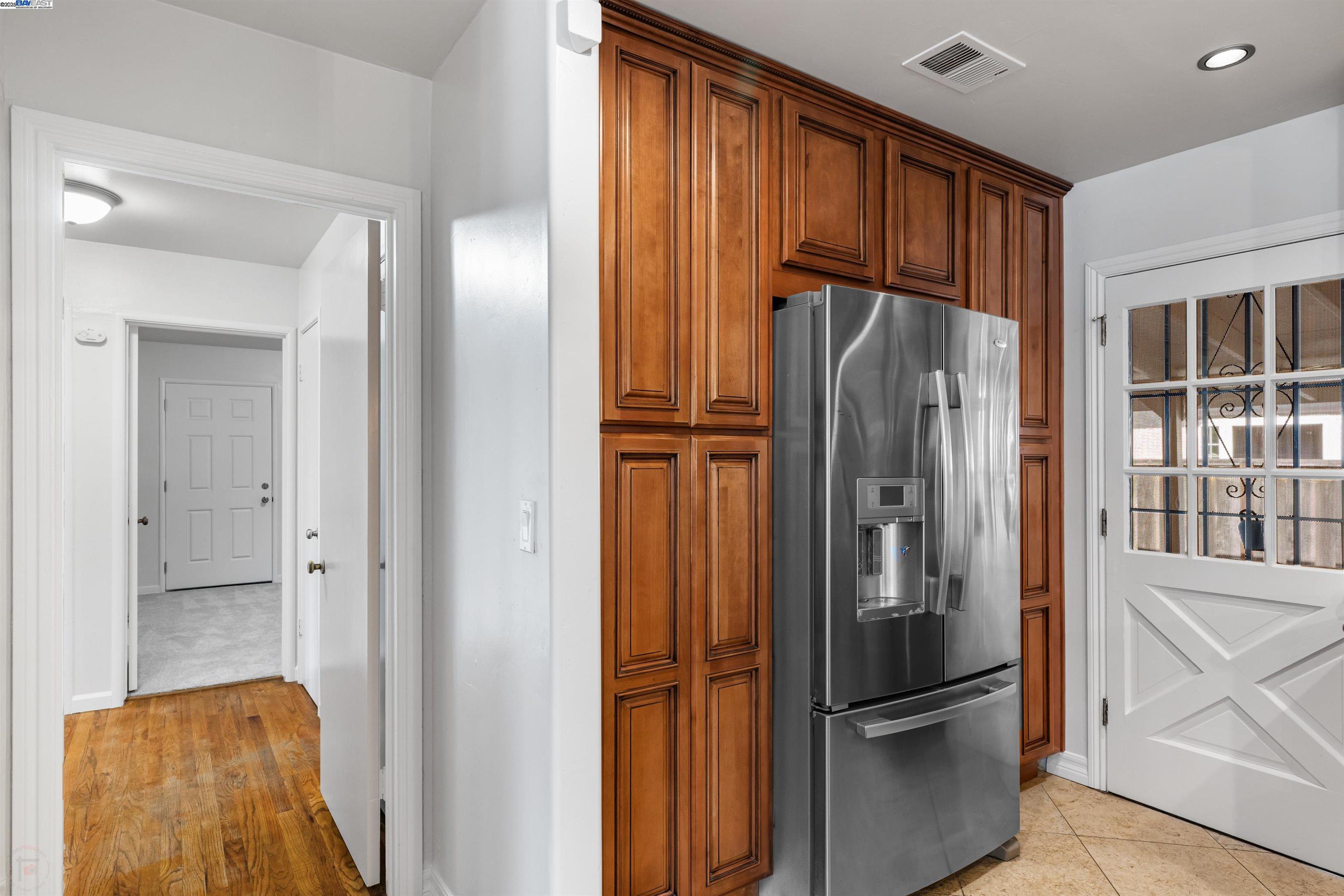 Detail Gallery Image 24 of 60 For 2141 E San Antonio St, San Jose,  CA 95116 - 3 Beds | 2 Baths
