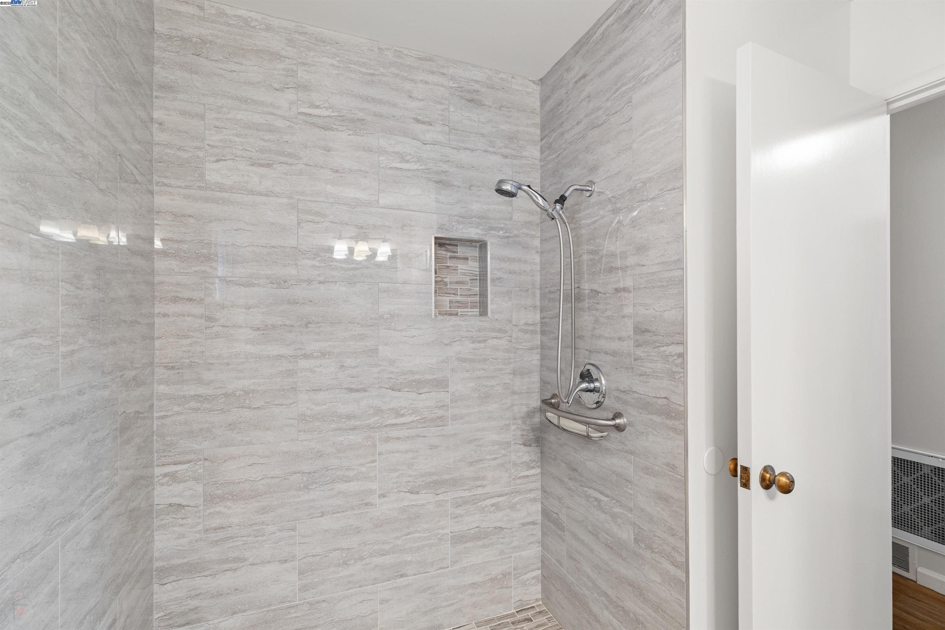 Detail Gallery Image 29 of 60 For 2141 E San Antonio St, San Jose,  CA 95116 - 3 Beds | 2 Baths