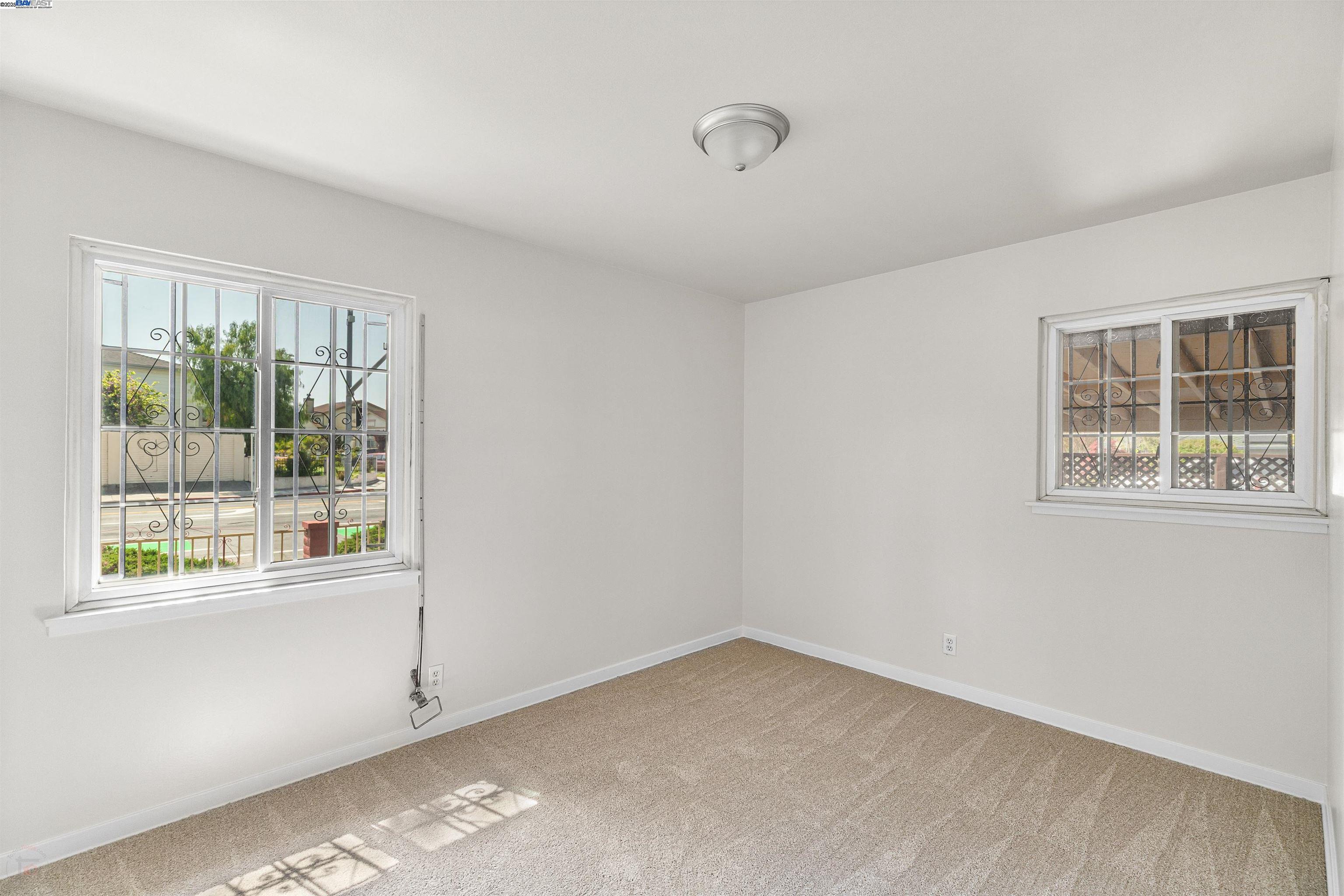 Detail Gallery Image 31 of 60 For 2141 E San Antonio St, San Jose,  CA 95116 - 3 Beds | 2 Baths