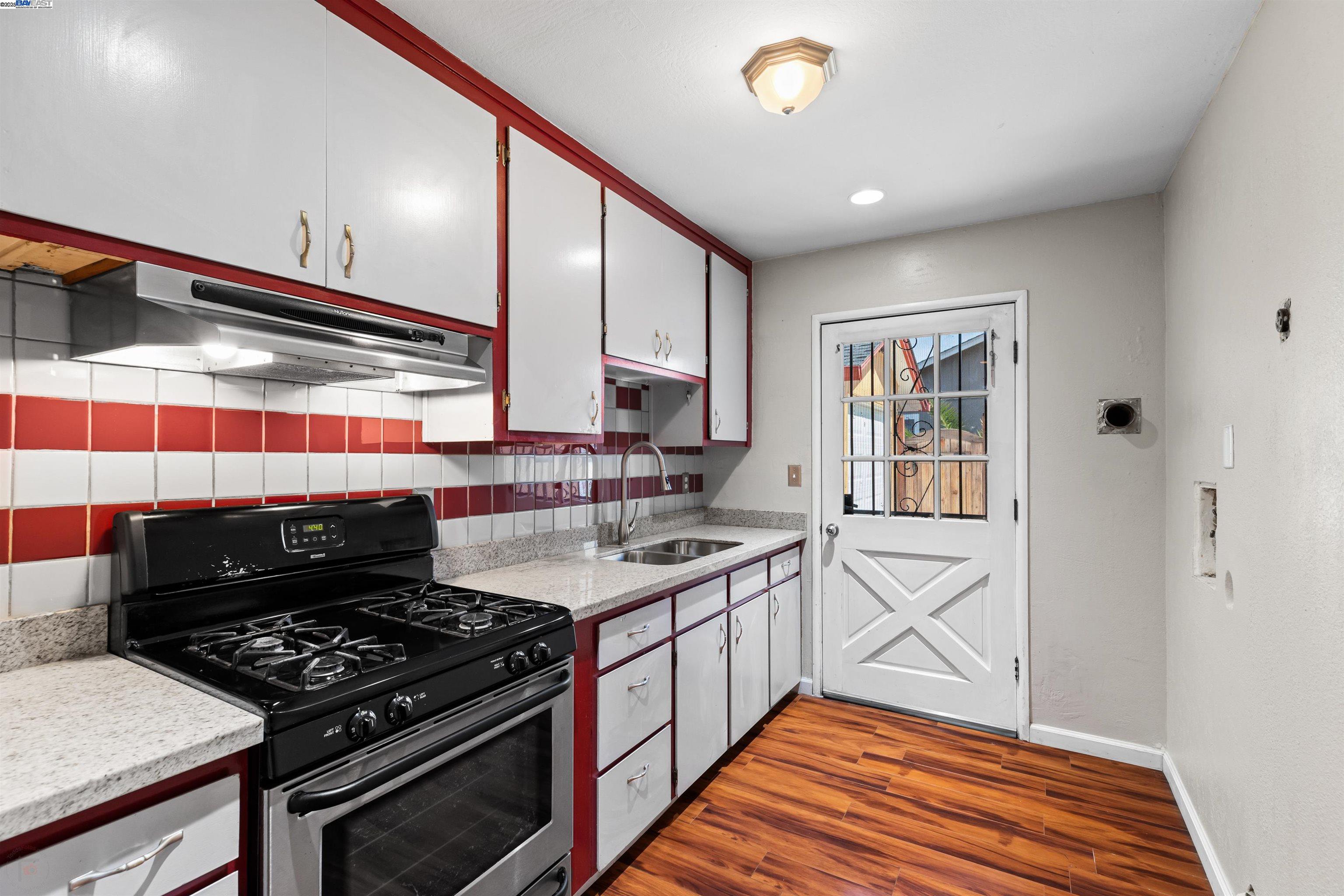 Detail Gallery Image 50 of 60 For 2141 E San Antonio St, San Jose,  CA 95116 - 3 Beds | 2 Baths