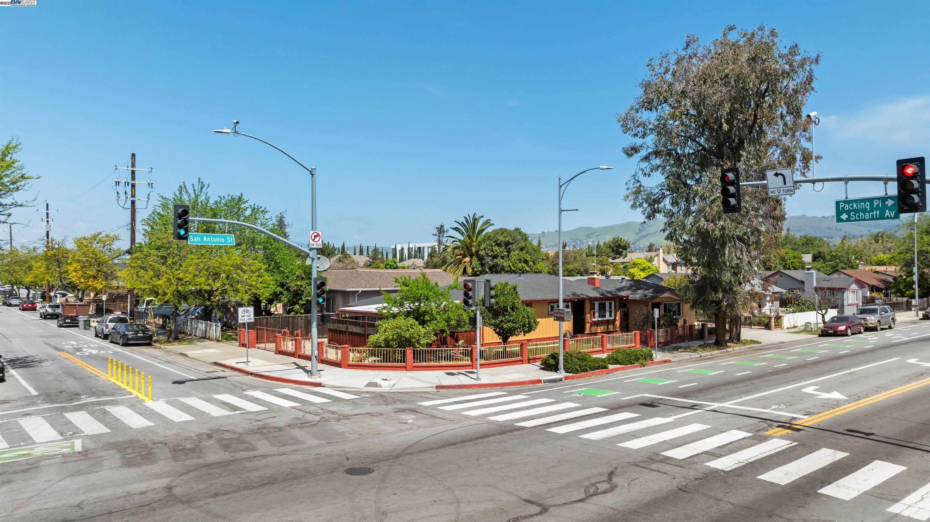 Detail Gallery Image 59 of 60 For 2141 E San Antonio St, San Jose,  CA 95116 - 3 Beds | 2 Baths
