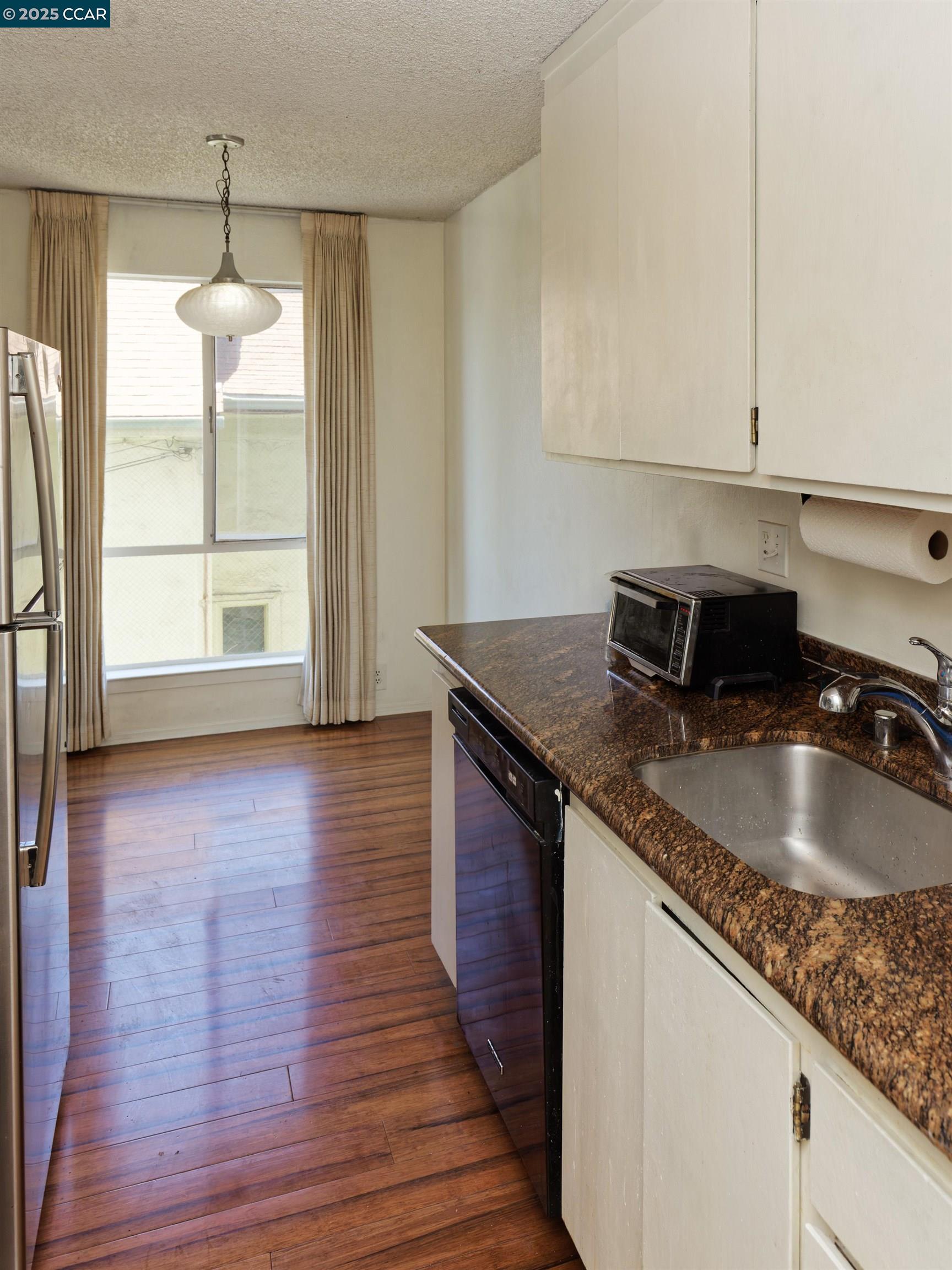 Photo #13: 41093637 Listing: Photo #13