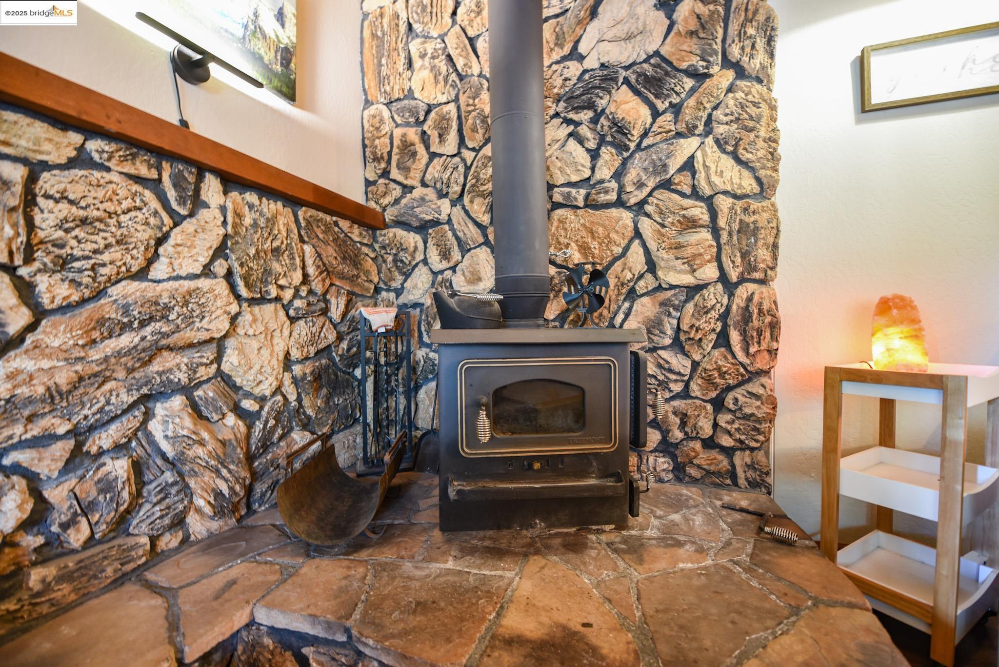 Detail Gallery Image 14 of 53 For 22576 Confidence Rd, Twain Harte,  CA 95383 - 3 Beds | 2 Baths