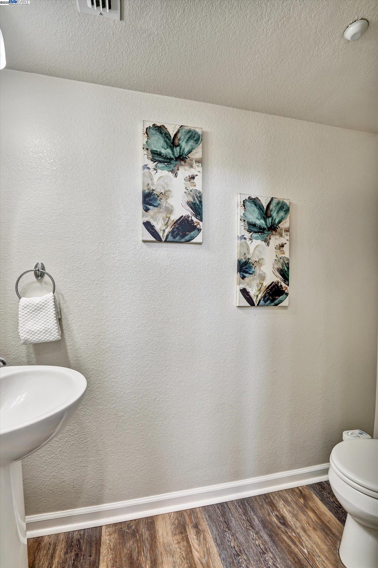 Detail Gallery Image 29 of 31 For 2878 4th St #1401,  Livermore,  CA 94550 - 3 Beds | 2/1 Baths