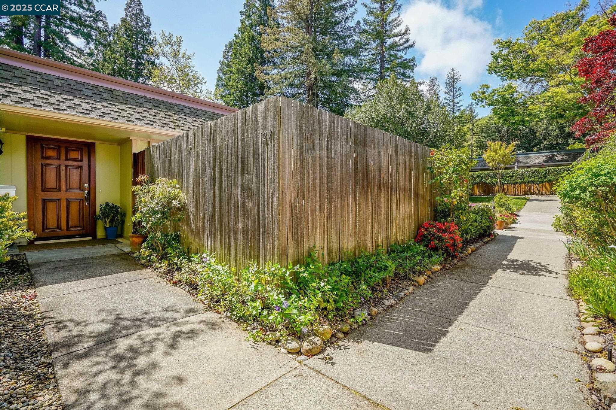 Detail Gallery Image 20 of 37 For 1625 Skycrest Dr #27,  Walnut Creek,  CA 94595 - 2 Beds | 2 Baths