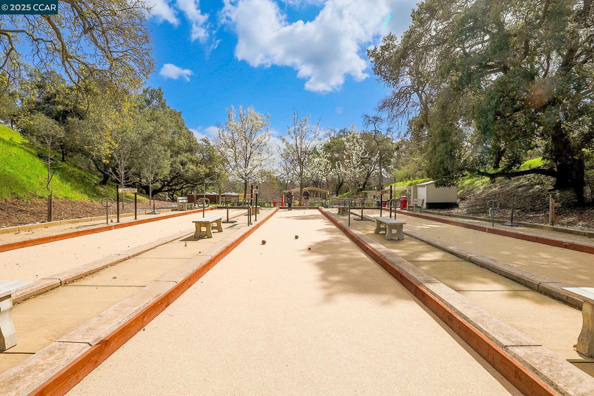 Detail Gallery Image 32 of 37 For 1625 Skycrest Dr #27,  Walnut Creek,  CA 94595 - 2 Beds | 2 Baths