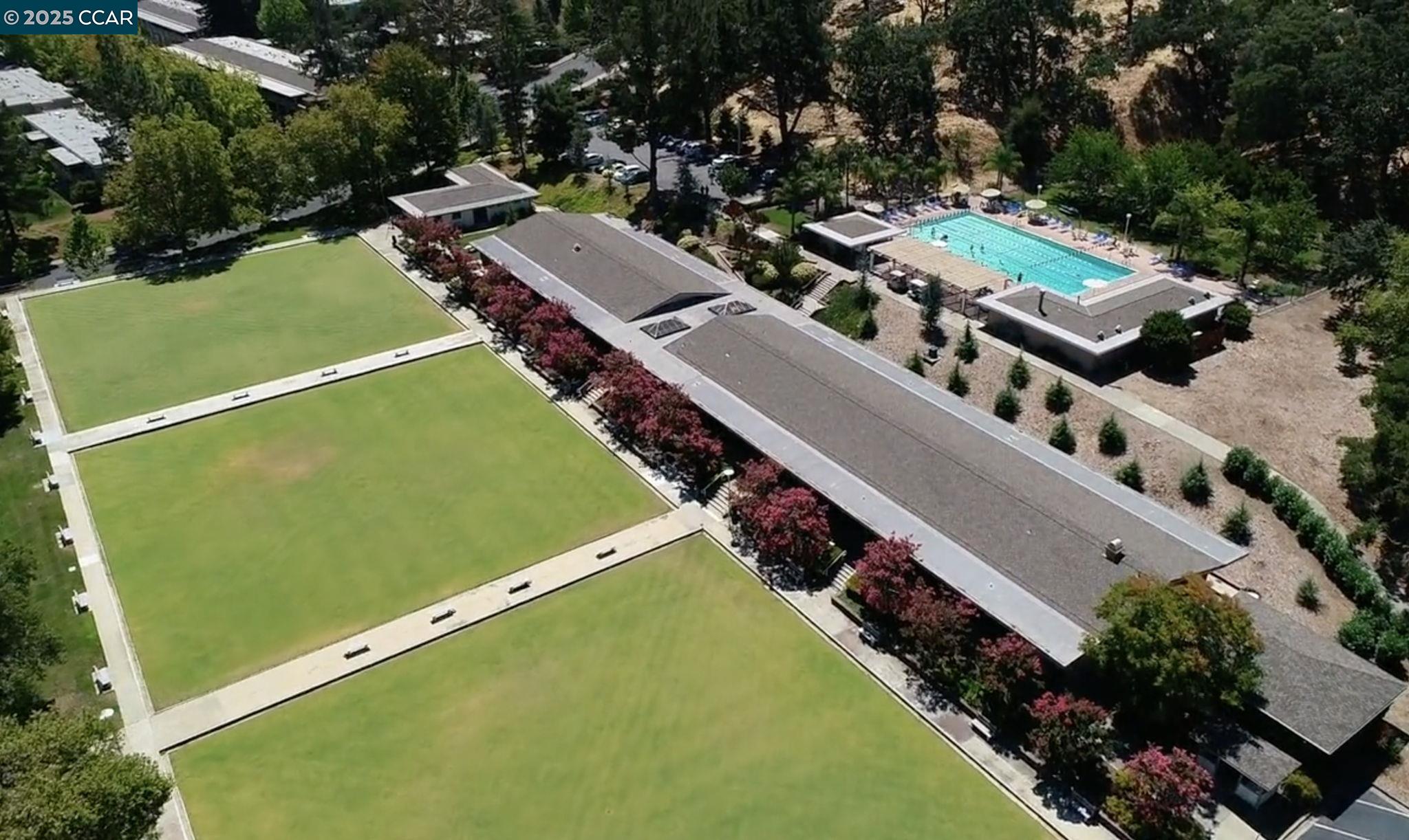 Detail Gallery Image 36 of 37 For 1625 Skycrest Dr #27,  Walnut Creek,  CA 94595 - 2 Beds | 2 Baths