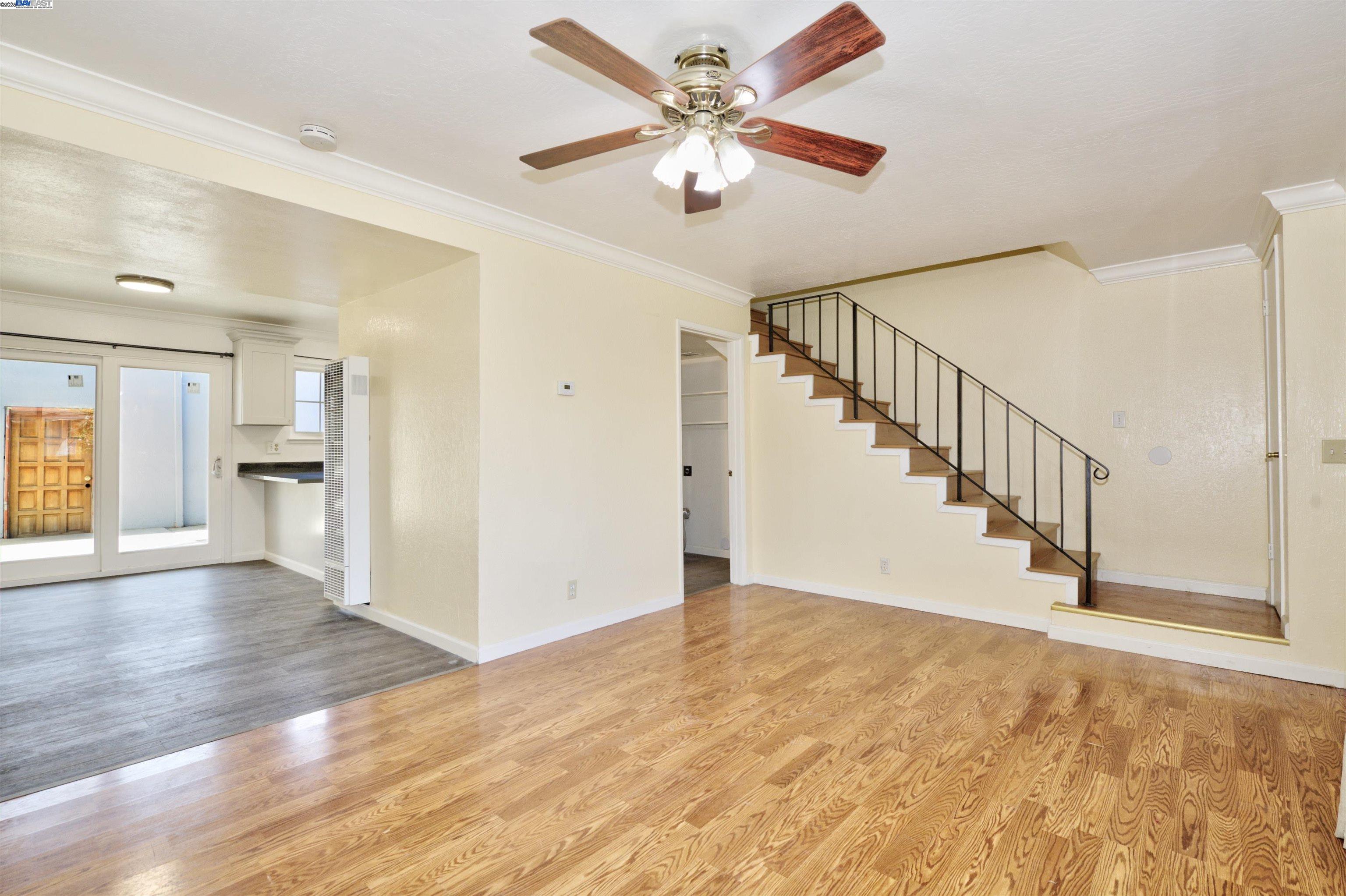 Detail Gallery Image 4 of 32 For 3299 Column Court, San Jose,  CA 95111 - 3 Beds | 1/1 Baths