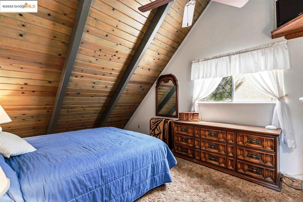 Detail Gallery Image 20 of 60 For 12595 Cresthaven Dr., Groveland,  CA 95321-0000 - 3 Beds | 3 Baths