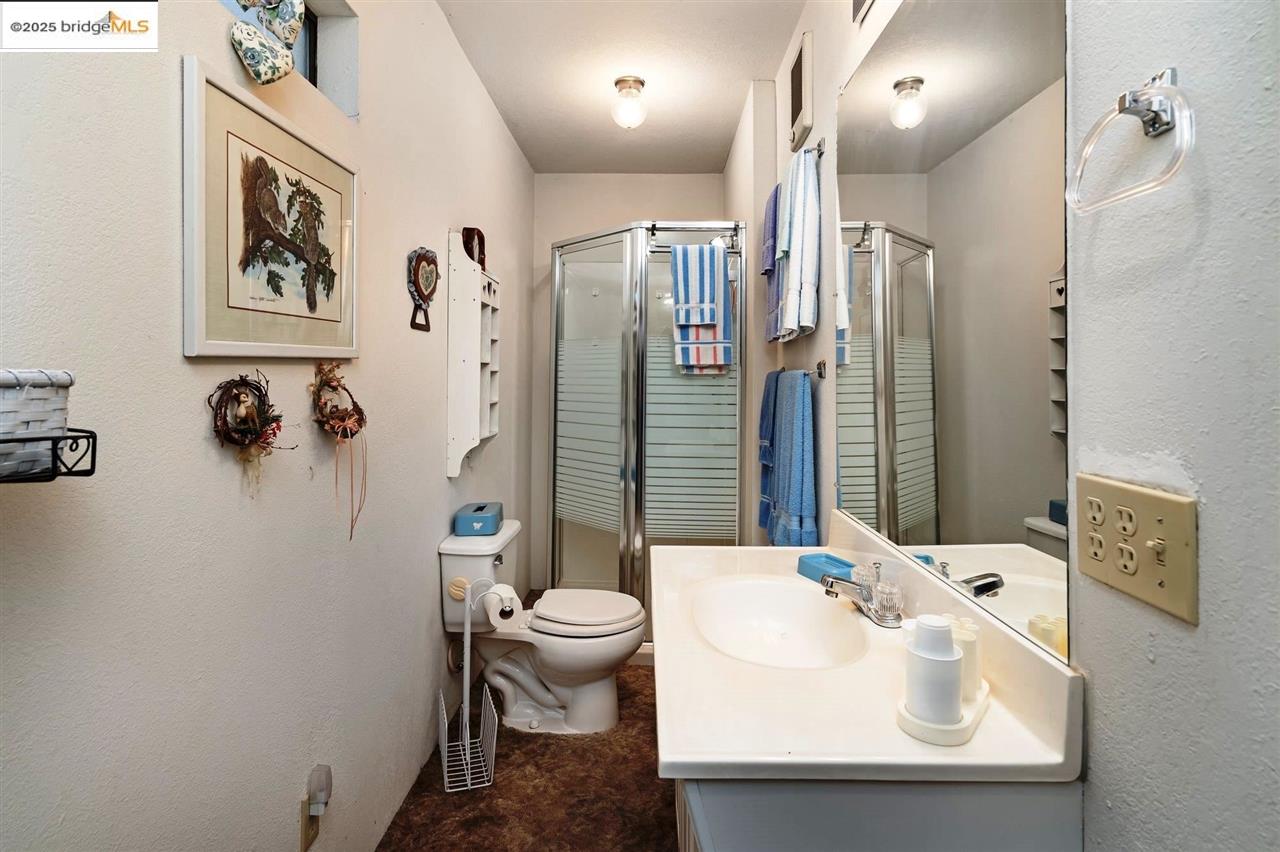 Detail Gallery Image 35 of 60 For 12595 Cresthaven Dr., Groveland,  CA 95321-0000 - 3 Beds | 3 Baths