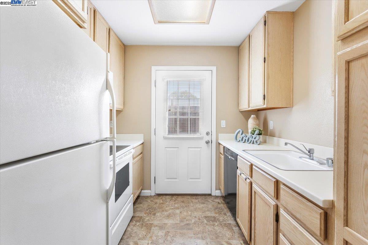 Photo #11: 41093662 Listing: Photo #11