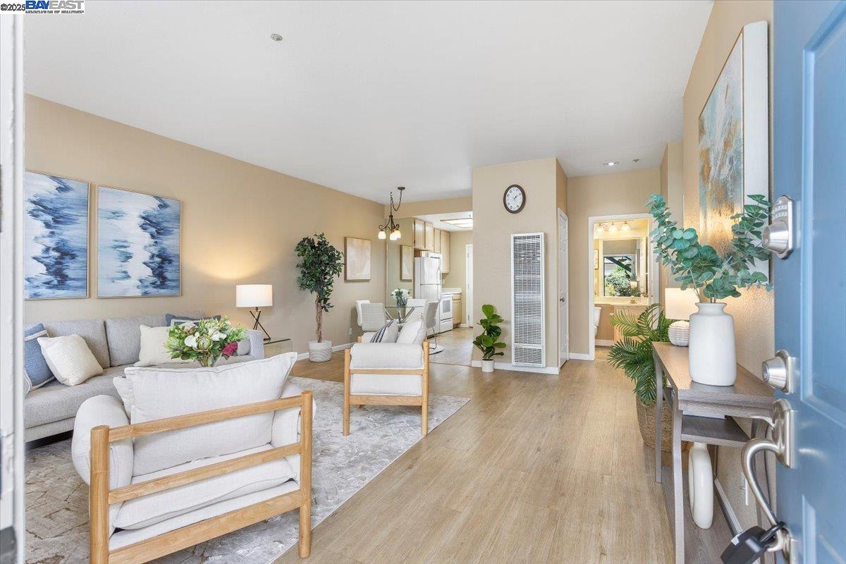 Photo #3: 41093662 Listing 