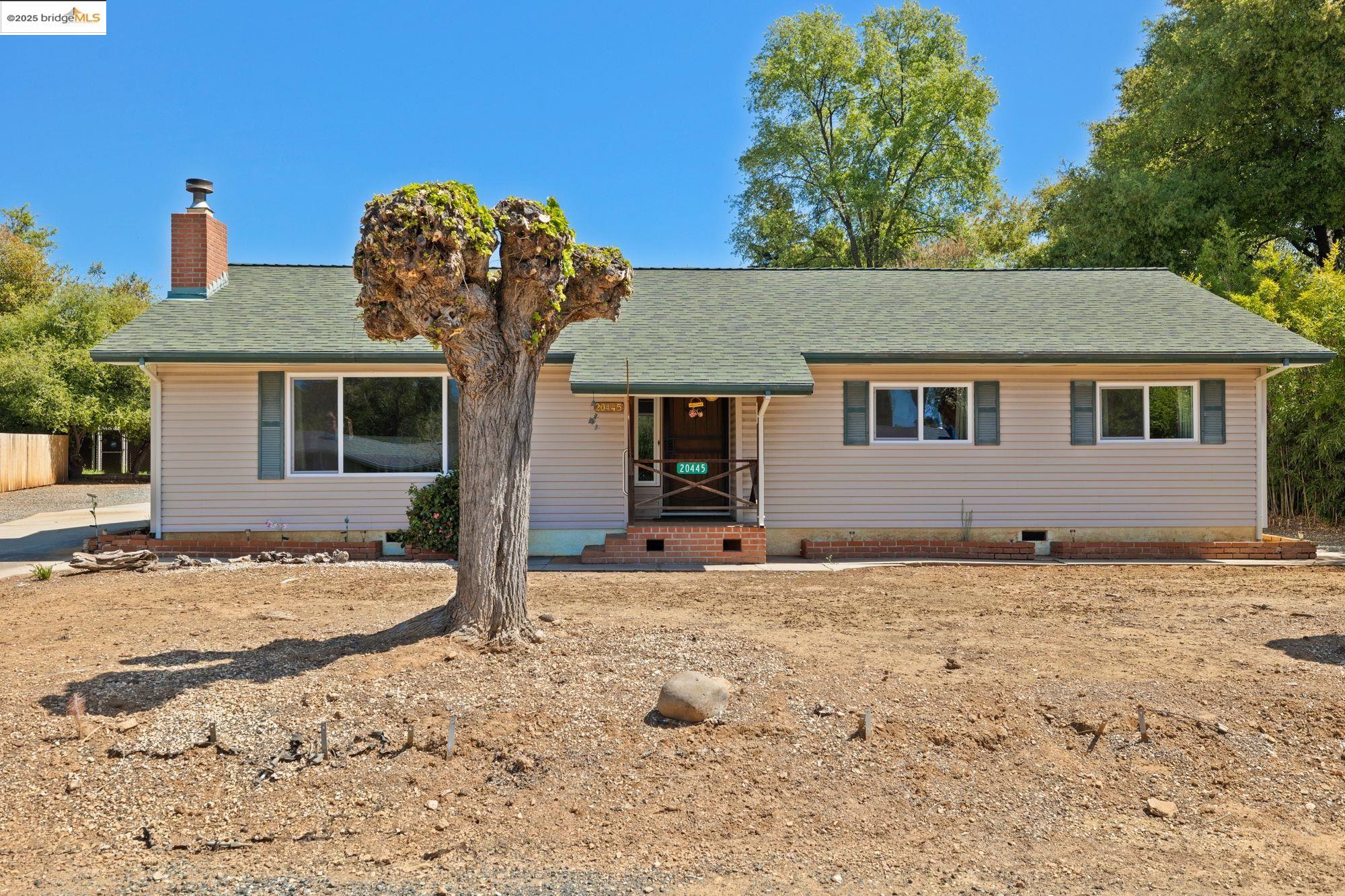 Detail Gallery Image 1 of 23 For 20445 West Walnut Dr., Sonora,  CA 95370 - 3 Beds | 2 Baths