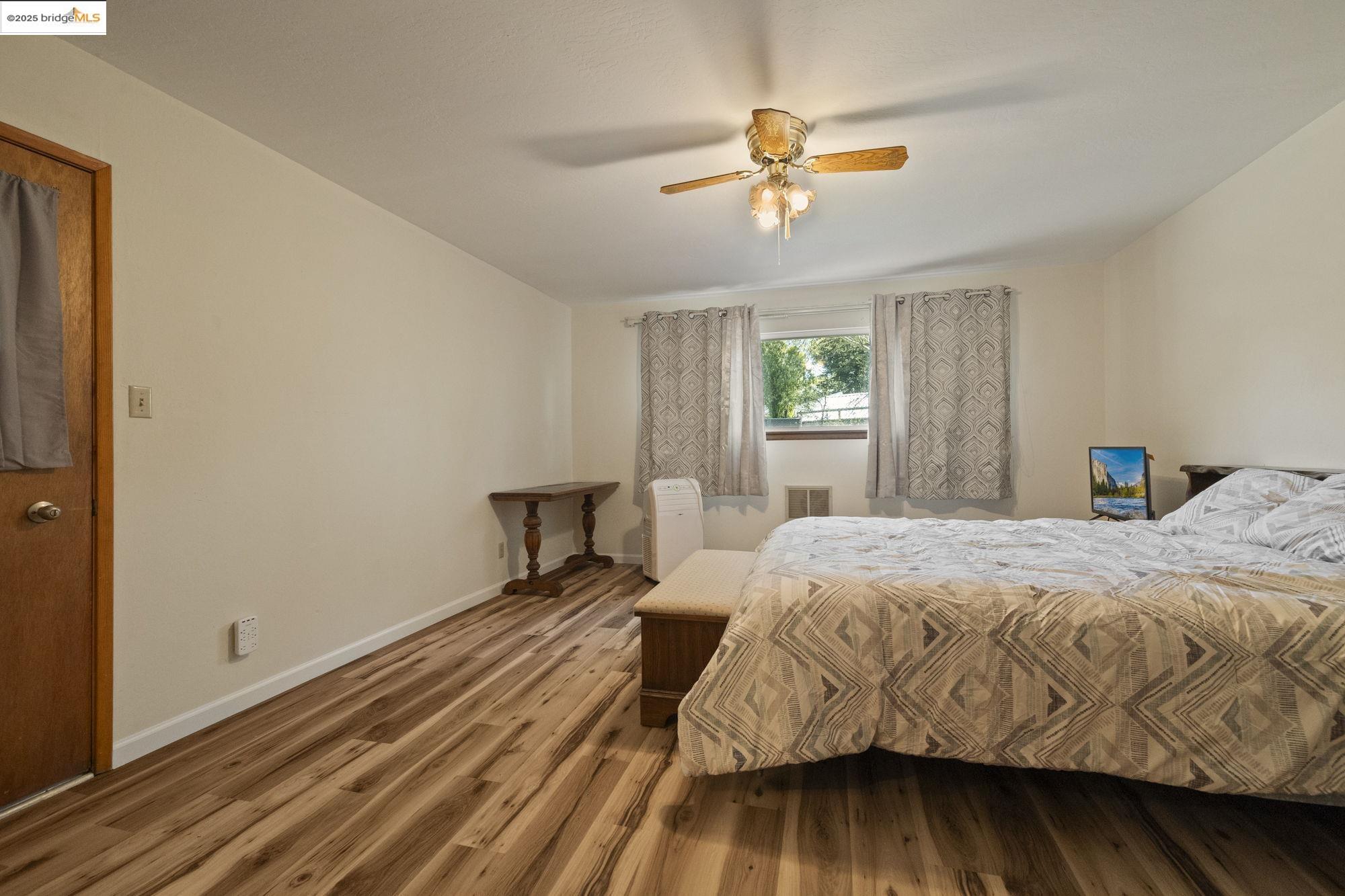 Detail Gallery Image 14 of 23 For 20445 West Walnut Dr., Sonora,  CA 95370 - 3 Beds | 2 Baths