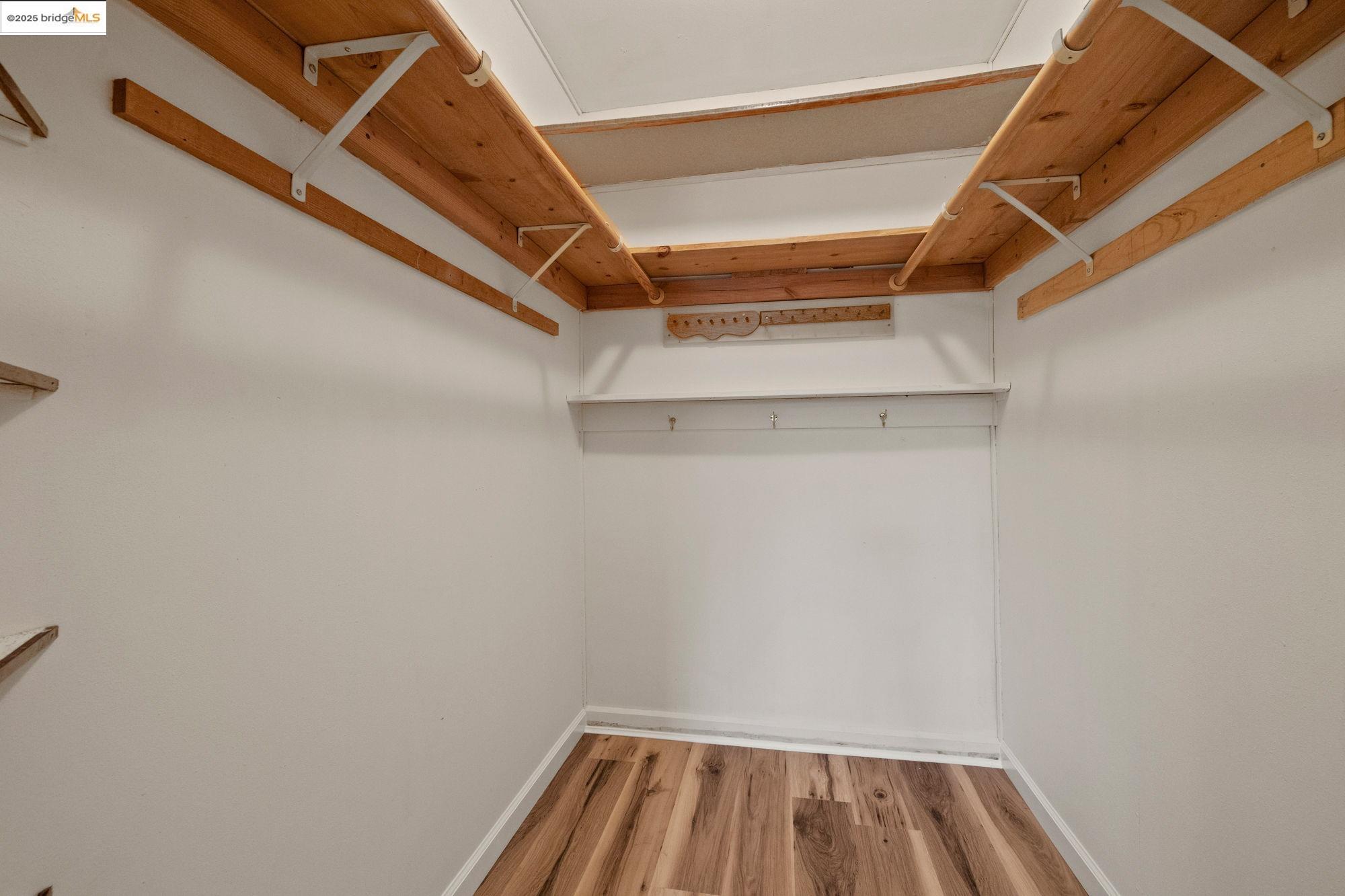 Detail Gallery Image 16 of 27 For 20445 West Walnut Dr., Sonora,  CA 95370 - 3 Beds | 2 Baths