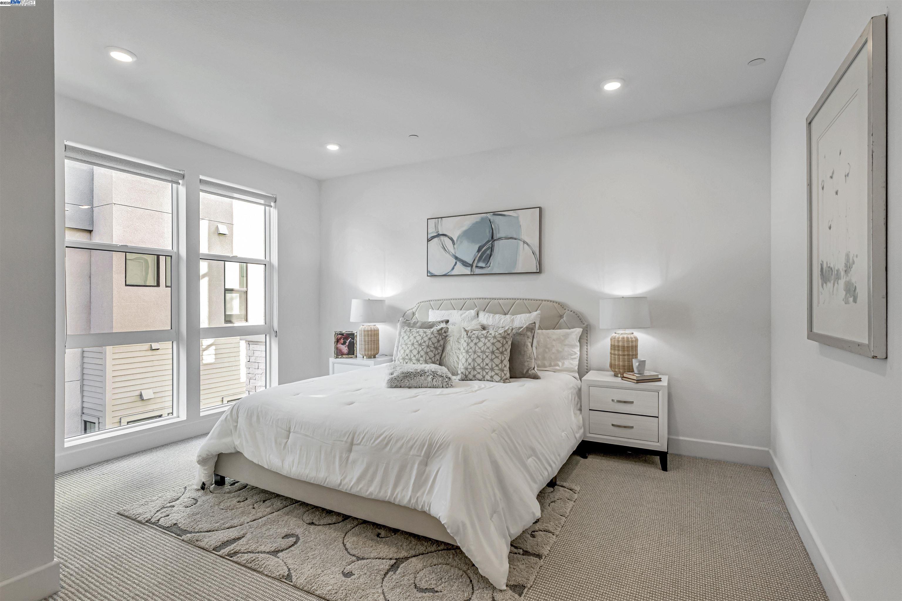 Detail Gallery Image 14 of 42 For 2950 Sanor Pl #109,  Santa Clara,  CA 95051 - 3 Beds | 3/1 Baths