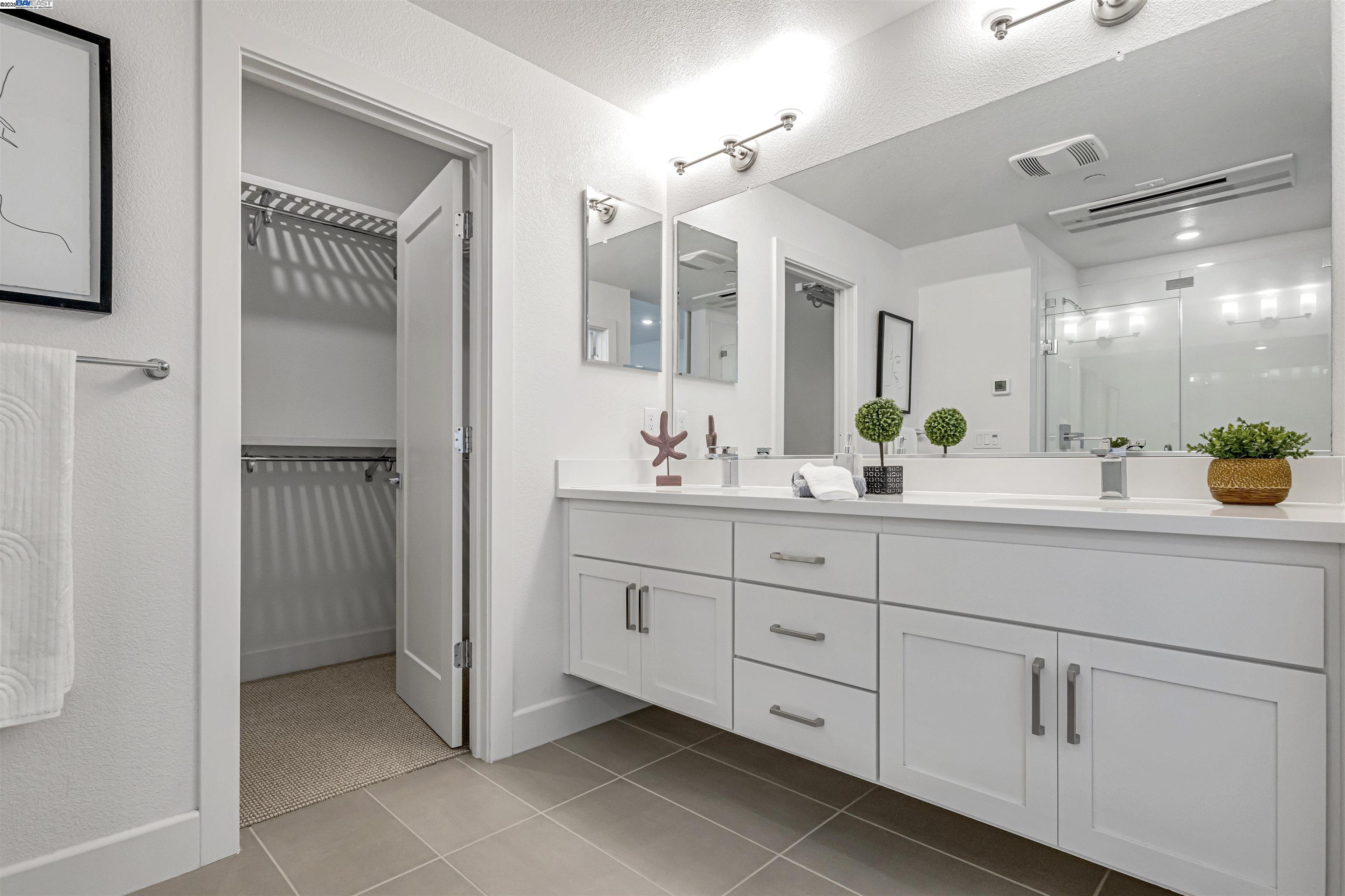 Detail Gallery Image 21 of 42 For 2950 Sanor Pl #109,  Santa Clara,  CA 95051 - 3 Beds | 3/1 Baths