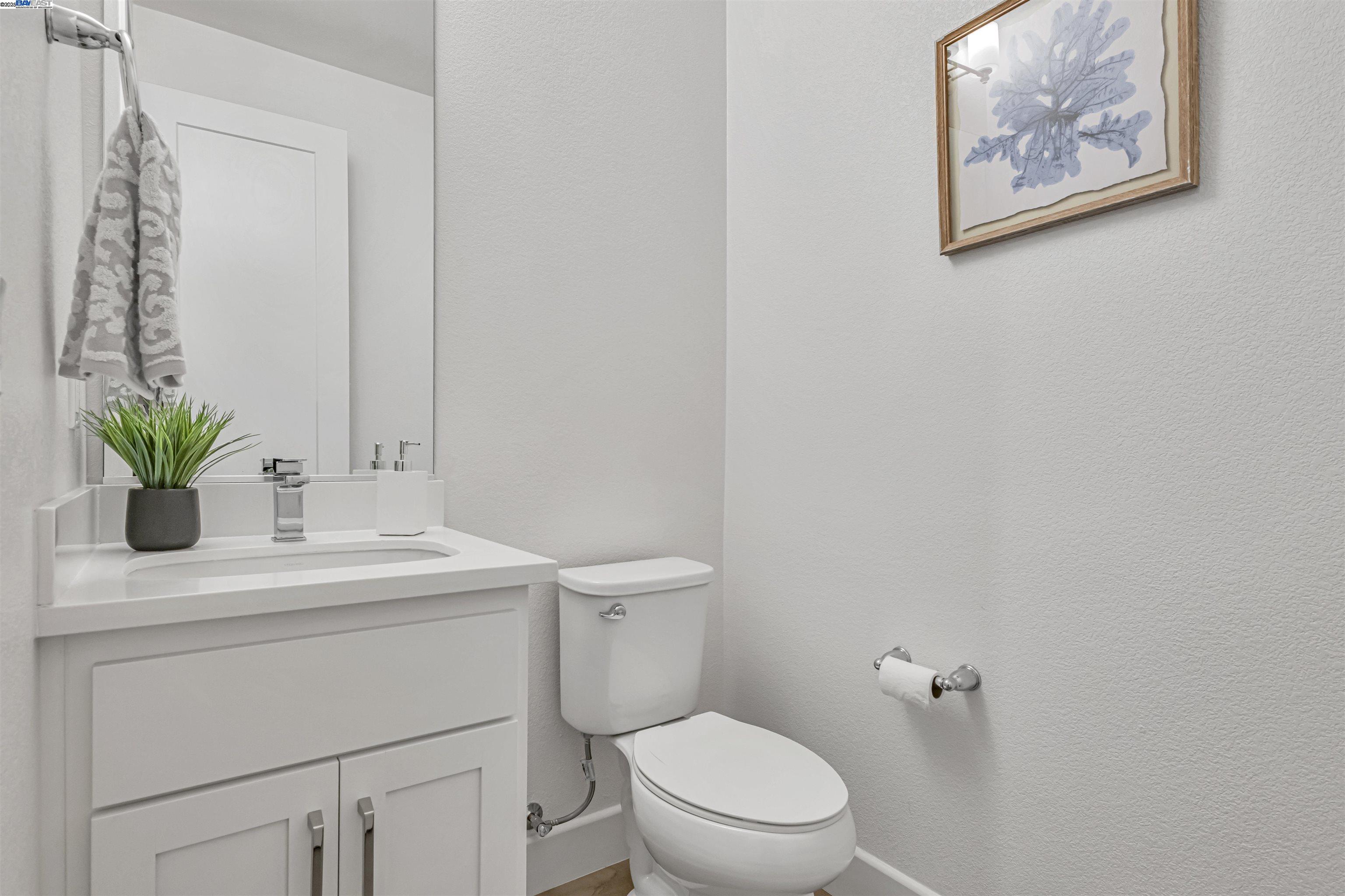 Detail Gallery Image 23 of 42 For 2950 Sanor Pl #109,  Santa Clara,  CA 95051 - 3 Beds | 3/1 Baths