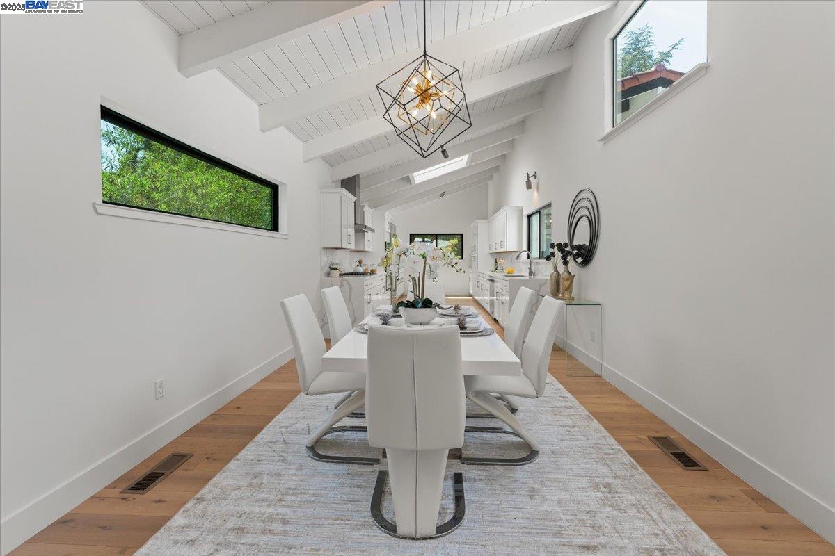 Detail Gallery Image 18 of 45 For 1533 Topar Ave, Los Altos,  CA 94024 - 4 Beds | 3/1 Baths
