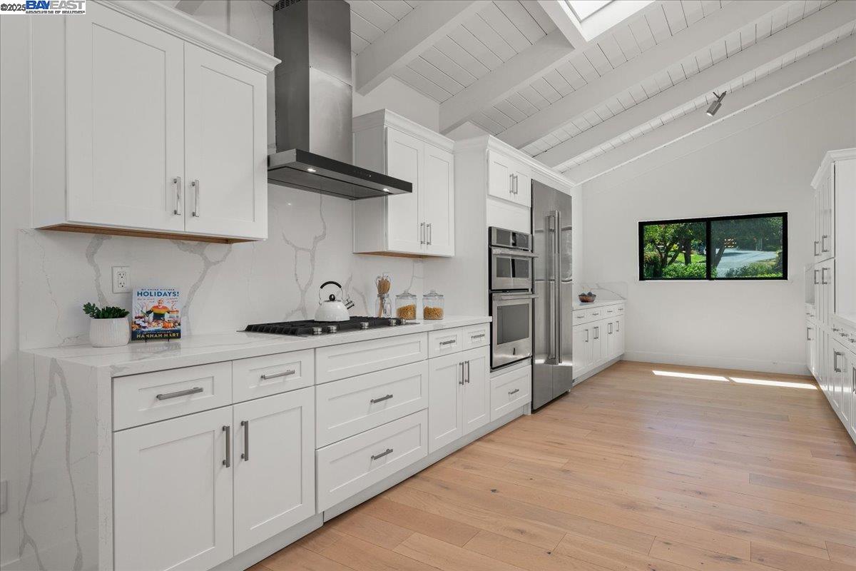 Detail Gallery Image 22 of 45 For 1533 Topar Ave, Los Altos,  CA 94024 - 4 Beds | 3/1 Baths