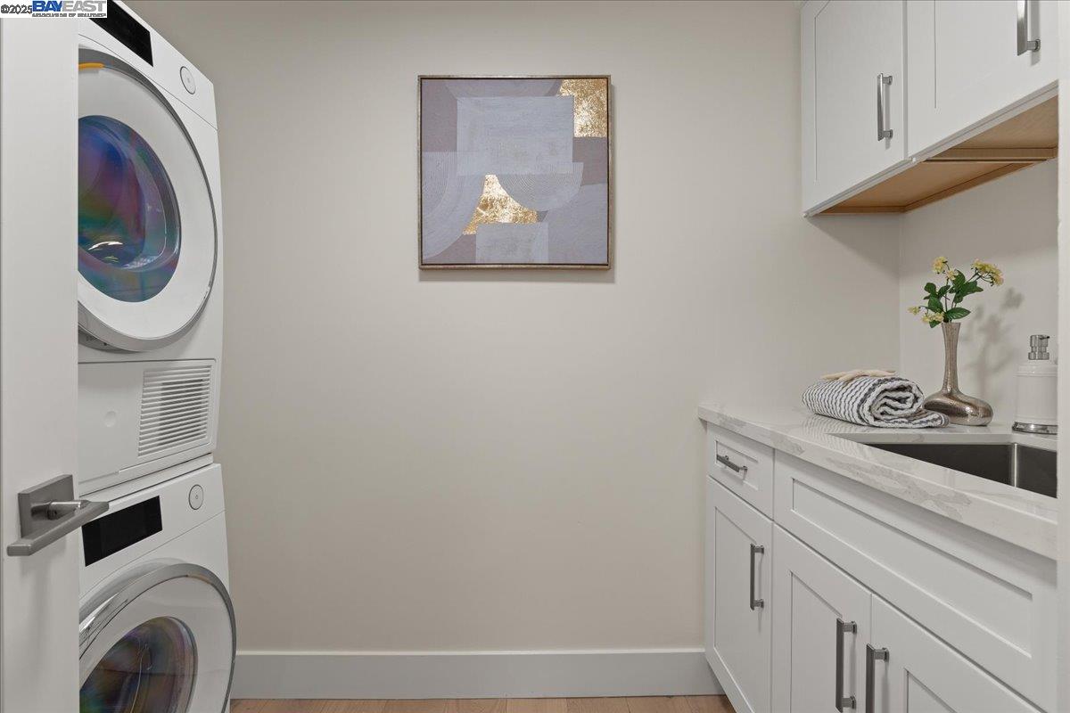 Detail Gallery Image 38 of 45 For 1533 Topar Ave, Los Altos,  CA 94024 - 4 Beds | 3/1 Baths