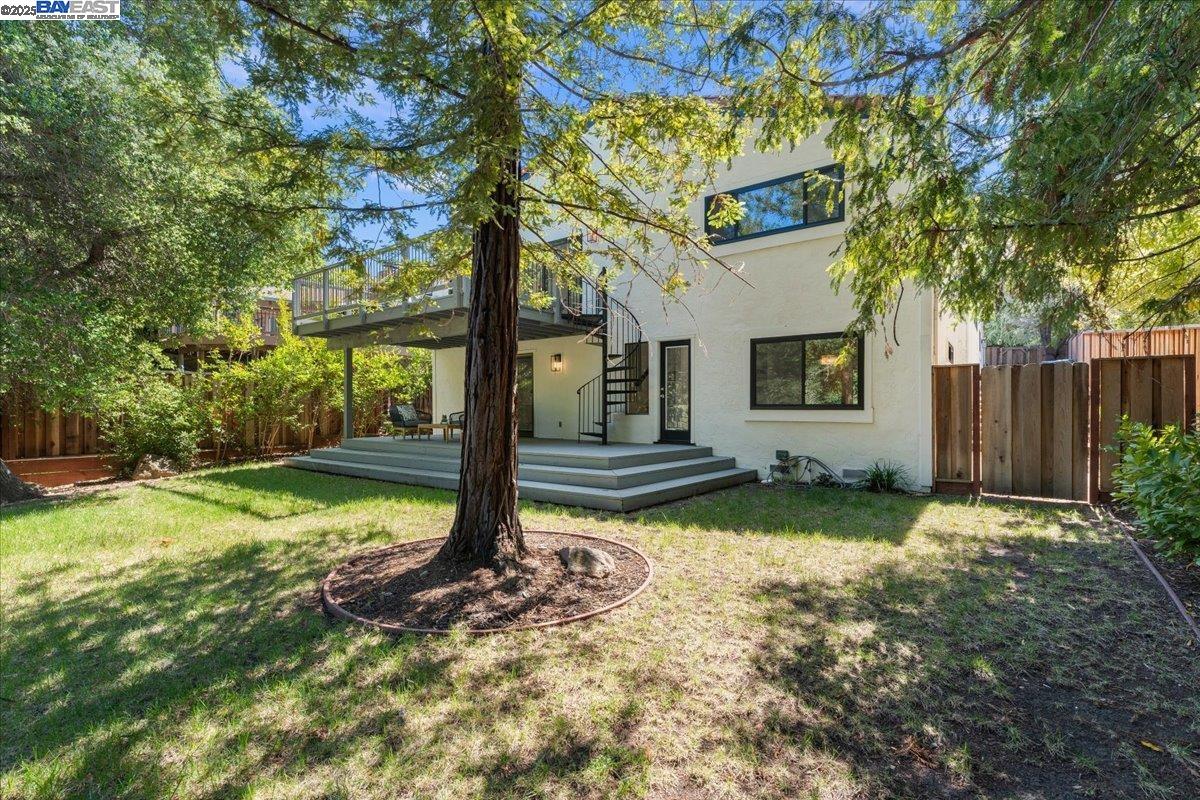 Detail Gallery Image 40 of 45 For 1533 Topar Ave, Los Altos,  CA 94024 - 4 Beds | 3/1 Baths