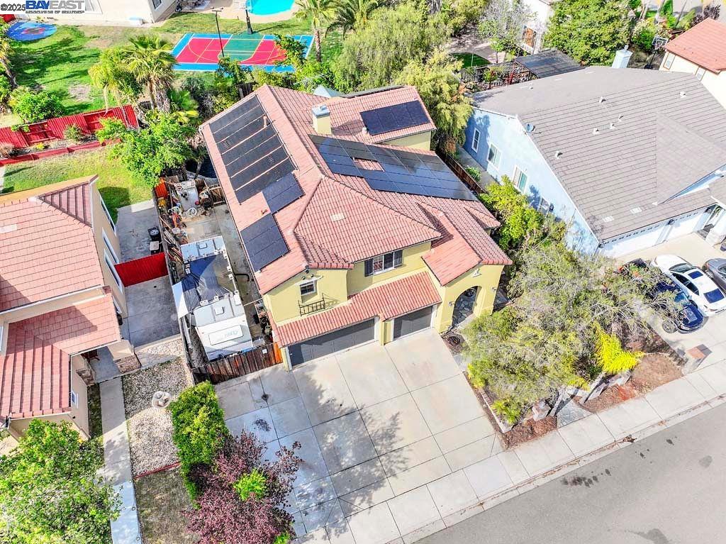 Detail Gallery Image 41 of 57 For 1906 Colosseum Way, Antioch,  CA 94531 - 5 Beds | 3 Baths