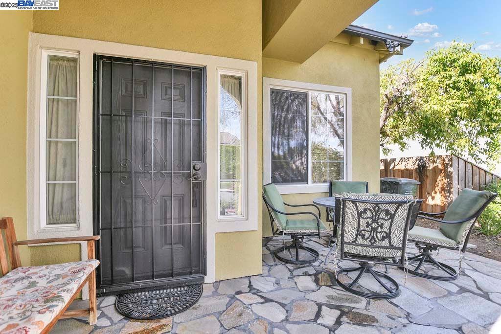 Detail Gallery Image 54 of 57 For 1906 Colosseum Way, Antioch,  CA 94531 - 5 Beds | 3 Baths