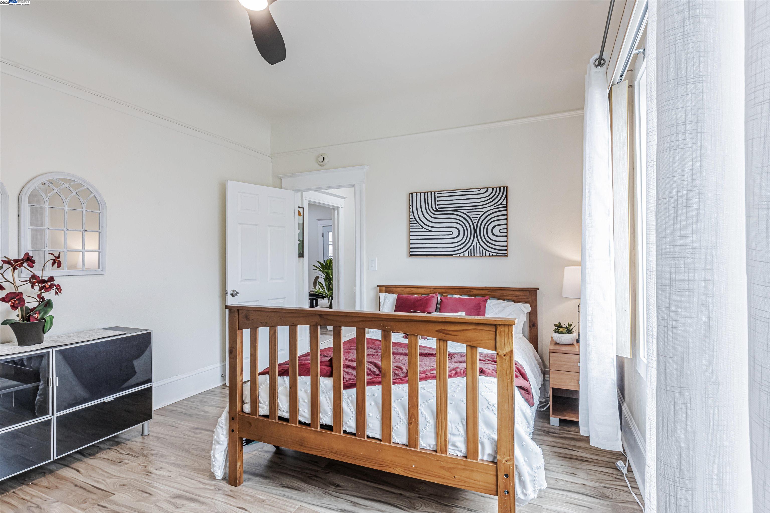 Detail Gallery Image 23 of 35 For 2211 24th Ave, Oakland,  CA 94601 - 2 Beds | 1 Baths