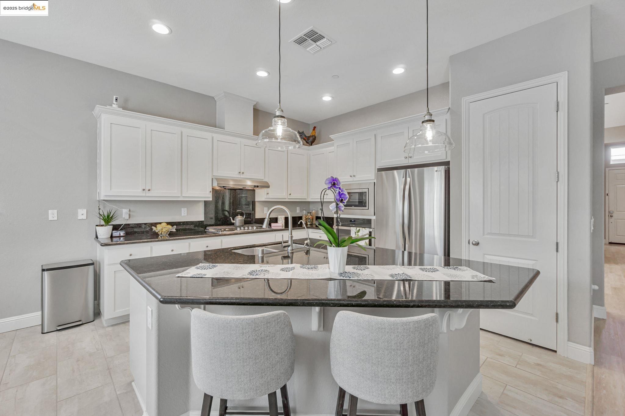 Detail Gallery Image 12 of 60 For 141 French Dr, Brentwood,  CA 94513 - 4 Beds | 3 Baths