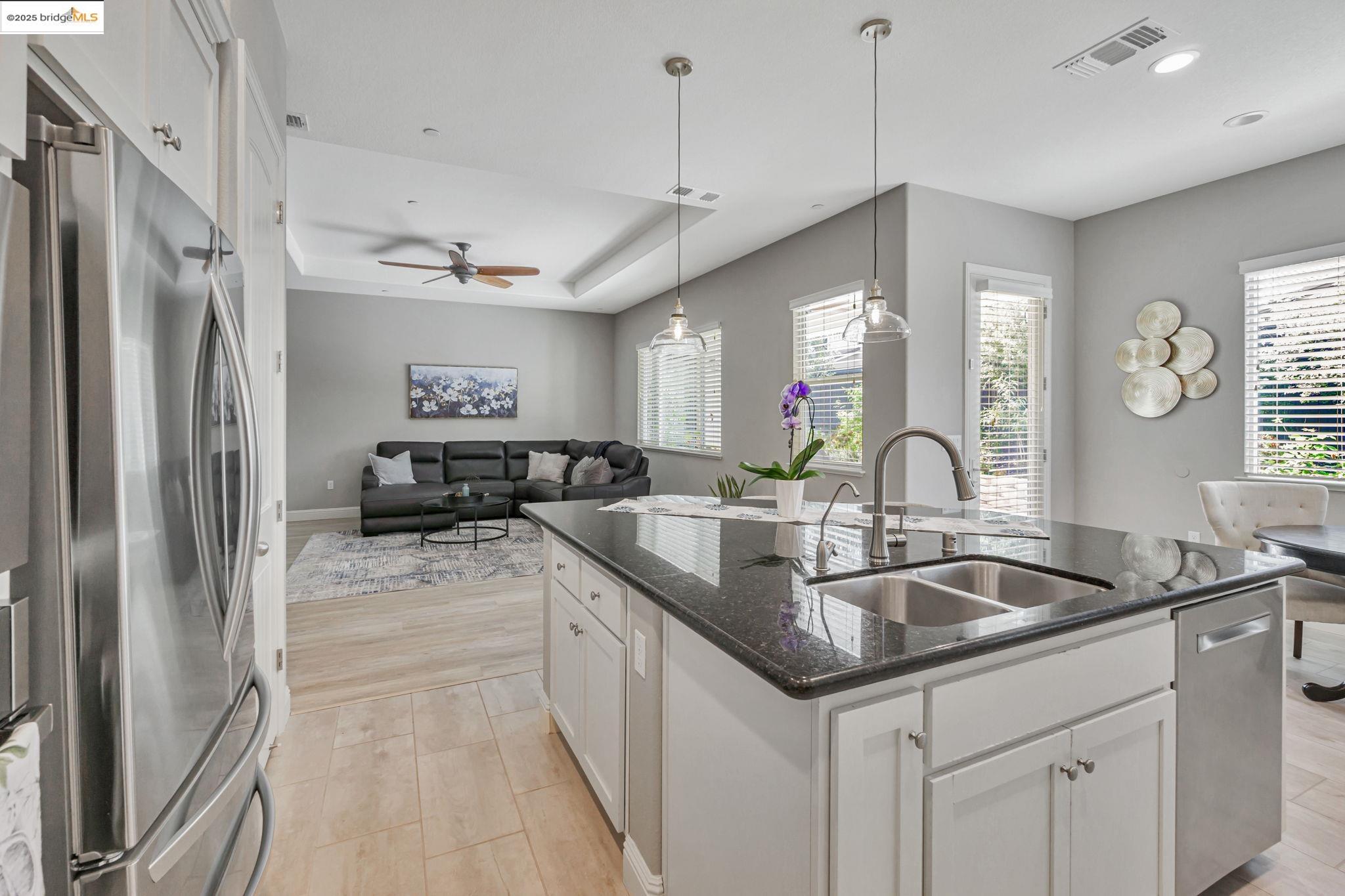 Detail Gallery Image 14 of 60 For 141 French Dr, Brentwood,  CA 94513 - 4 Beds | 3 Baths