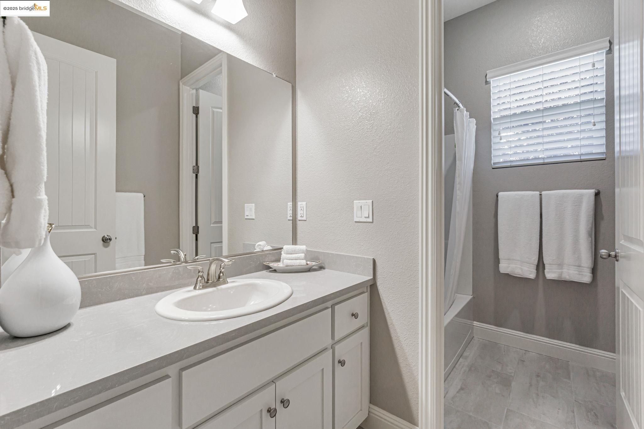 Detail Gallery Image 33 of 60 For 141 French Dr, Brentwood,  CA 94513 - 4 Beds | 3 Baths