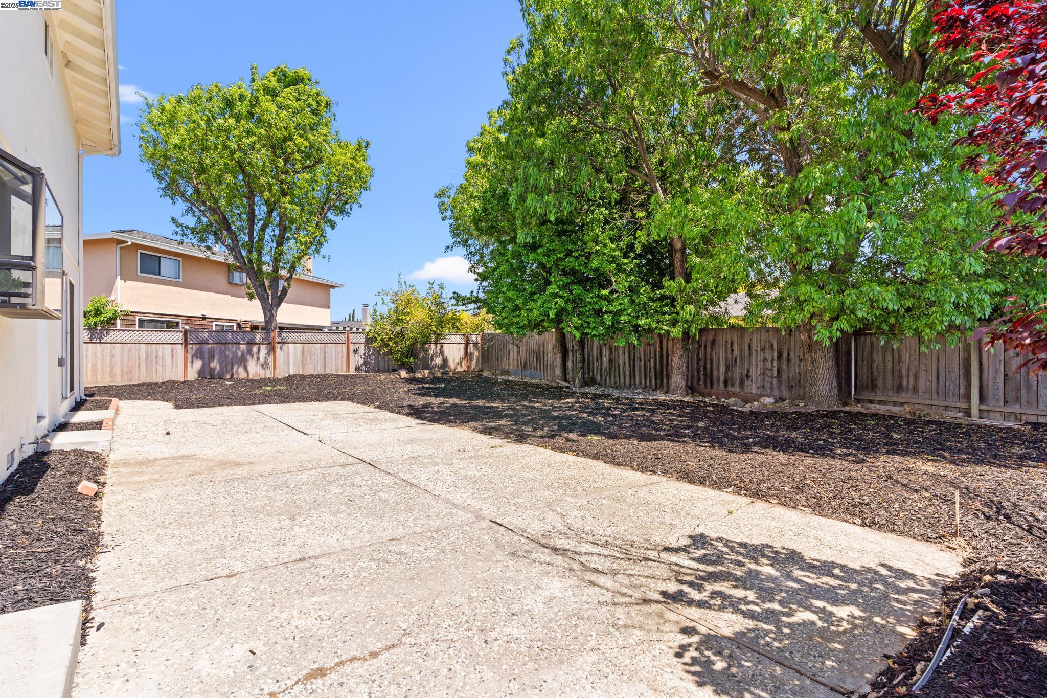 Detail Gallery Image 21 of 34 For 37807 Lobelia Dr, Newark,  CA 94560 - 4 Beds | 2/1 Baths