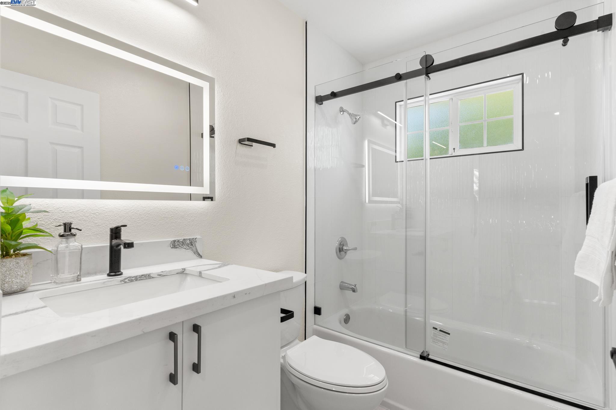 Detail Gallery Image 30 of 34 For 37807 Lobelia Dr, Newark,  CA 94560 - 4 Beds | 2/1 Baths