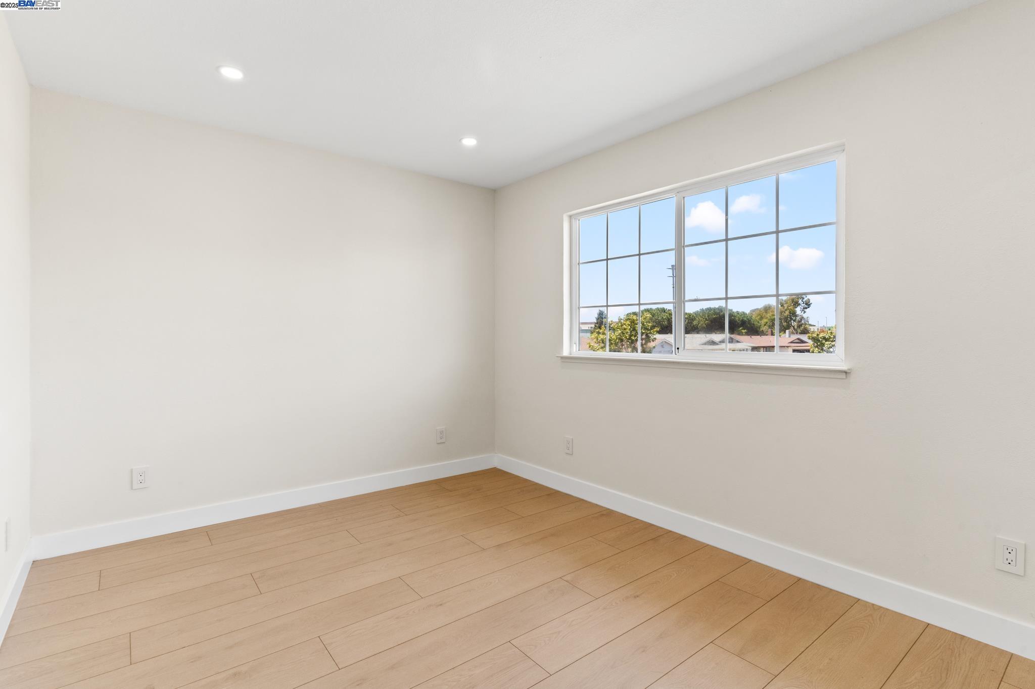 Detail Gallery Image 32 of 34 For 37807 Lobelia Dr, Newark,  CA 94560 - 4 Beds | 2/1 Baths
