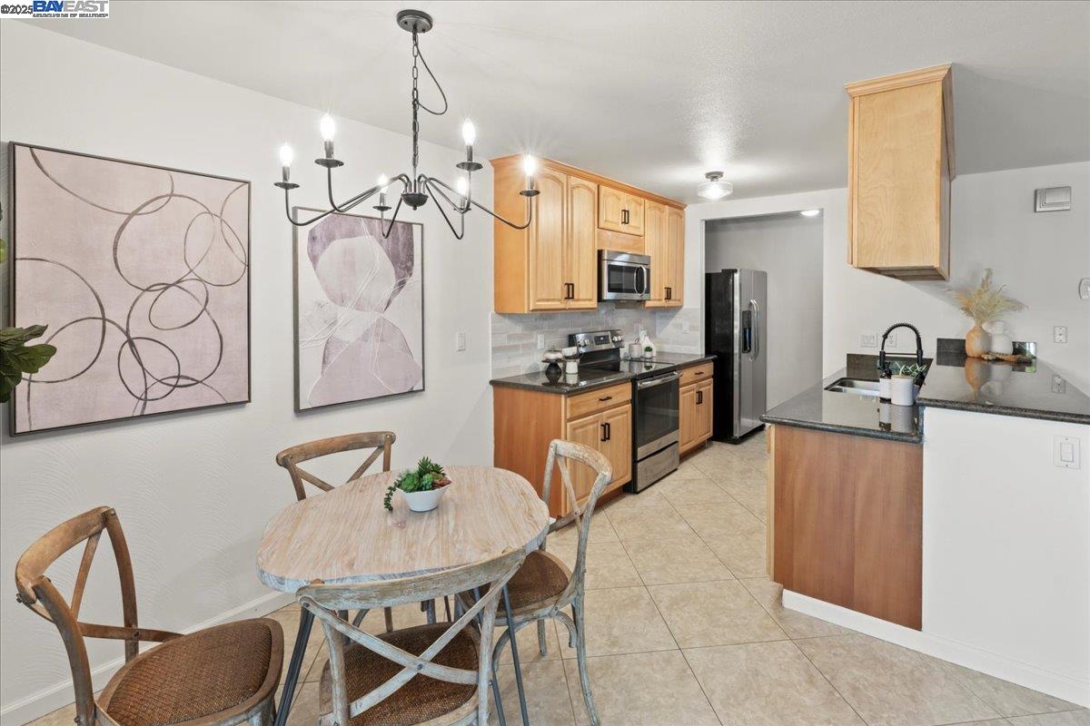 Photo #5: 41093689 Listing: Photo #5