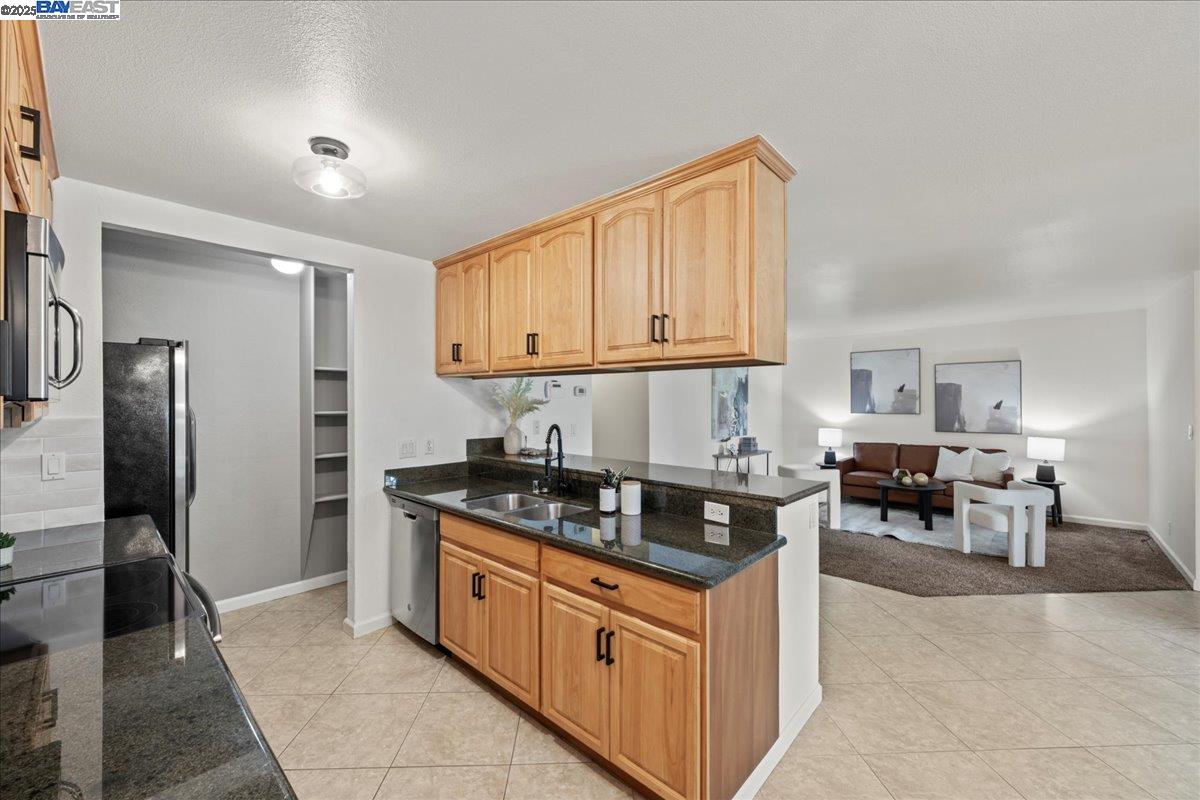 Photo #7: 41093689 Listing: Photo #7