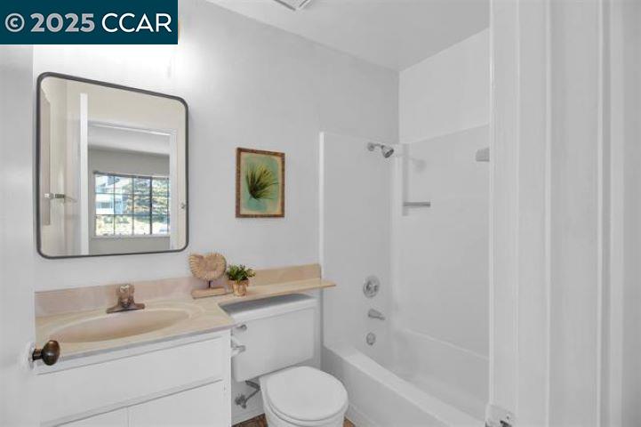 Detail Gallery Image 16 of 20 For 565 Lori Dr #40,  Benicia,  CA 94510 - 2 Beds | 2 Baths