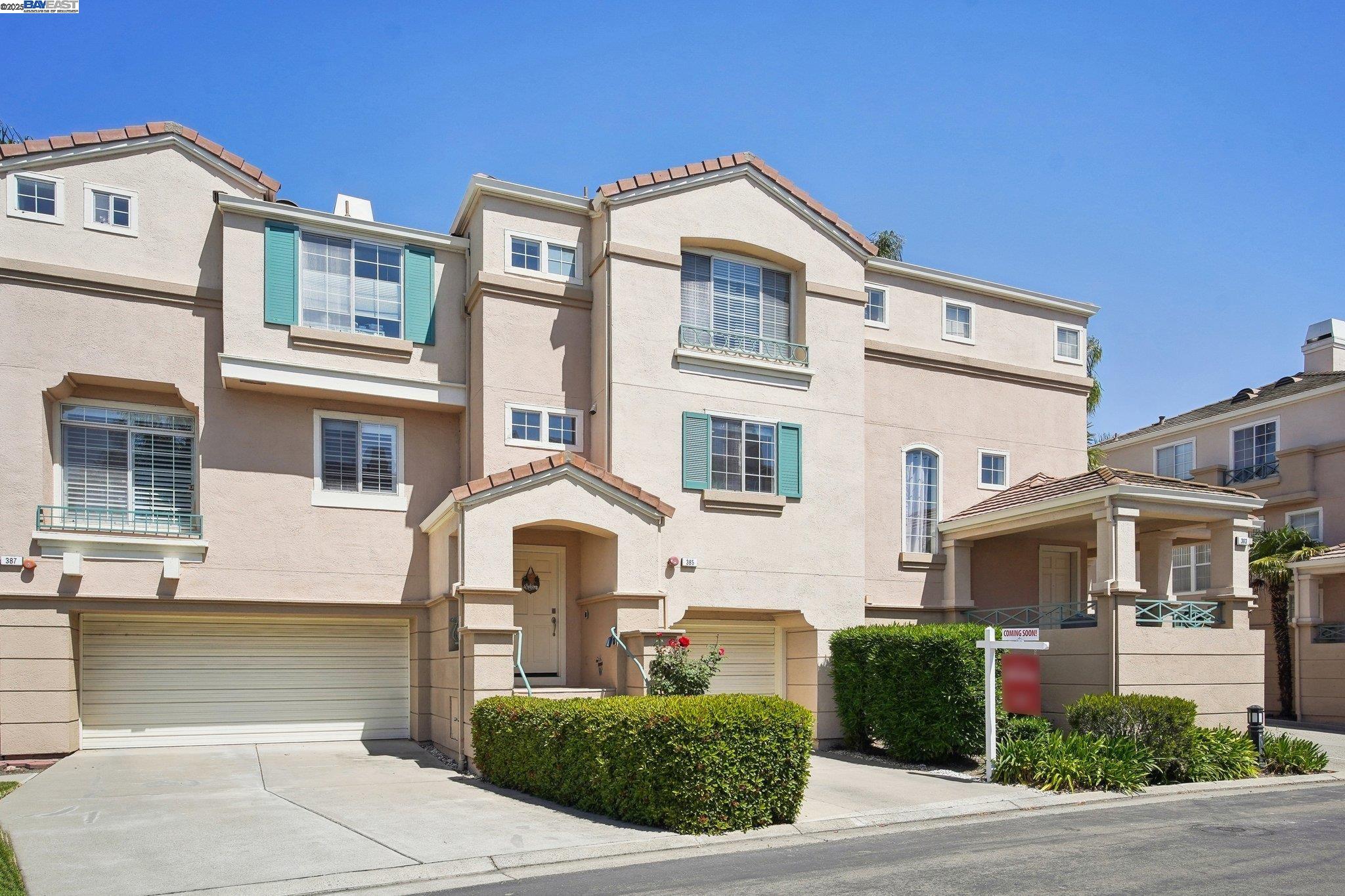 Detail Gallery Image 3 of 40 For 385 Montecito Way, Milpitas,  CA 95035 - 2 Beds | 2/1 Baths