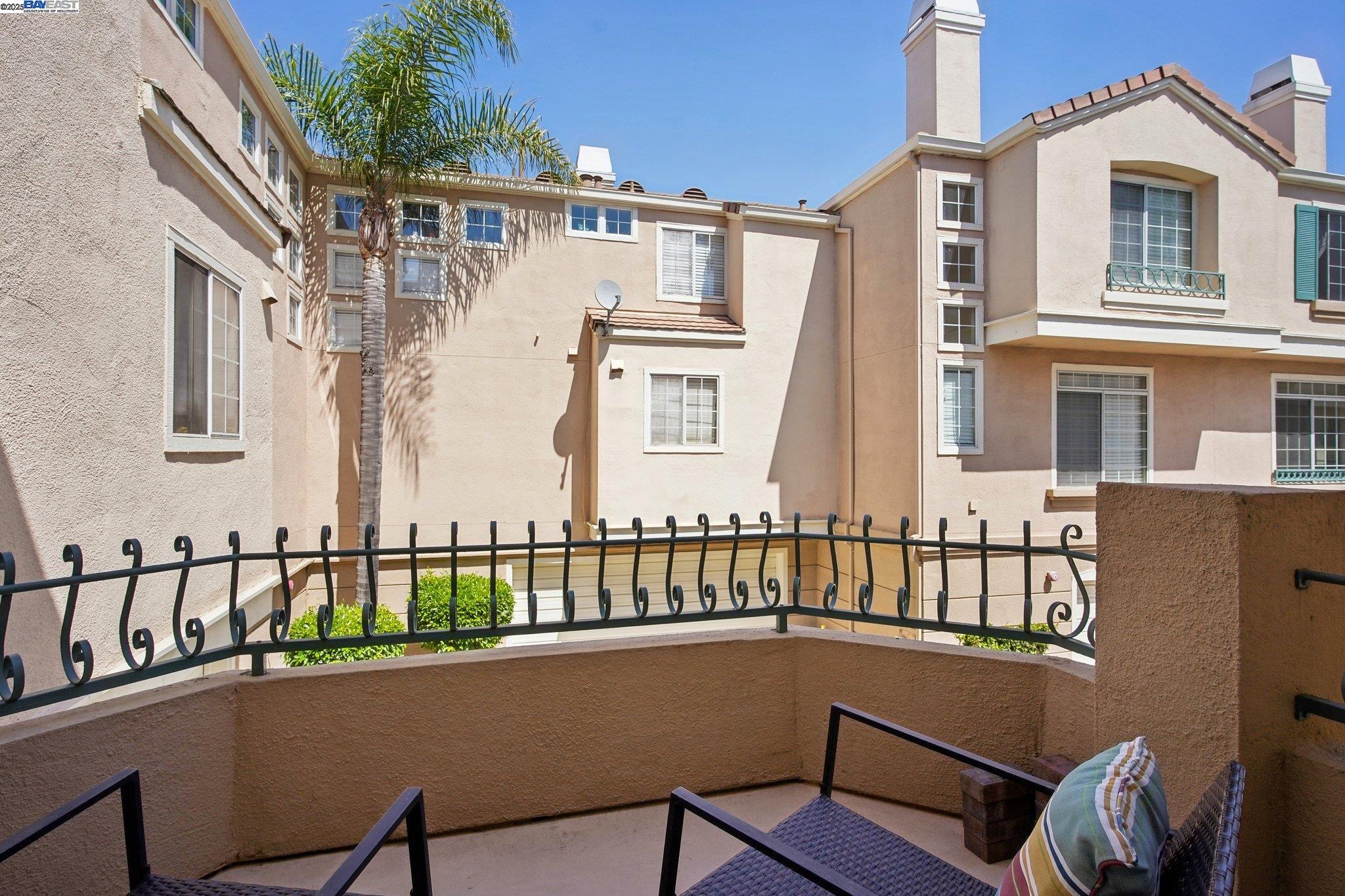 Detail Gallery Image 25 of 40 For 385 Montecito Way, Milpitas,  CA 95035 - 2 Beds | 2/1 Baths