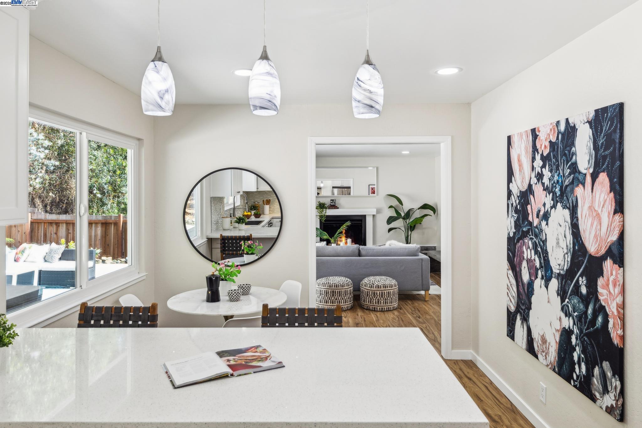 Detail Gallery Image 17 of 57 For 441 Fox Hills Court, Oakland,  CA 94605 - 3 Beds | 3 Baths