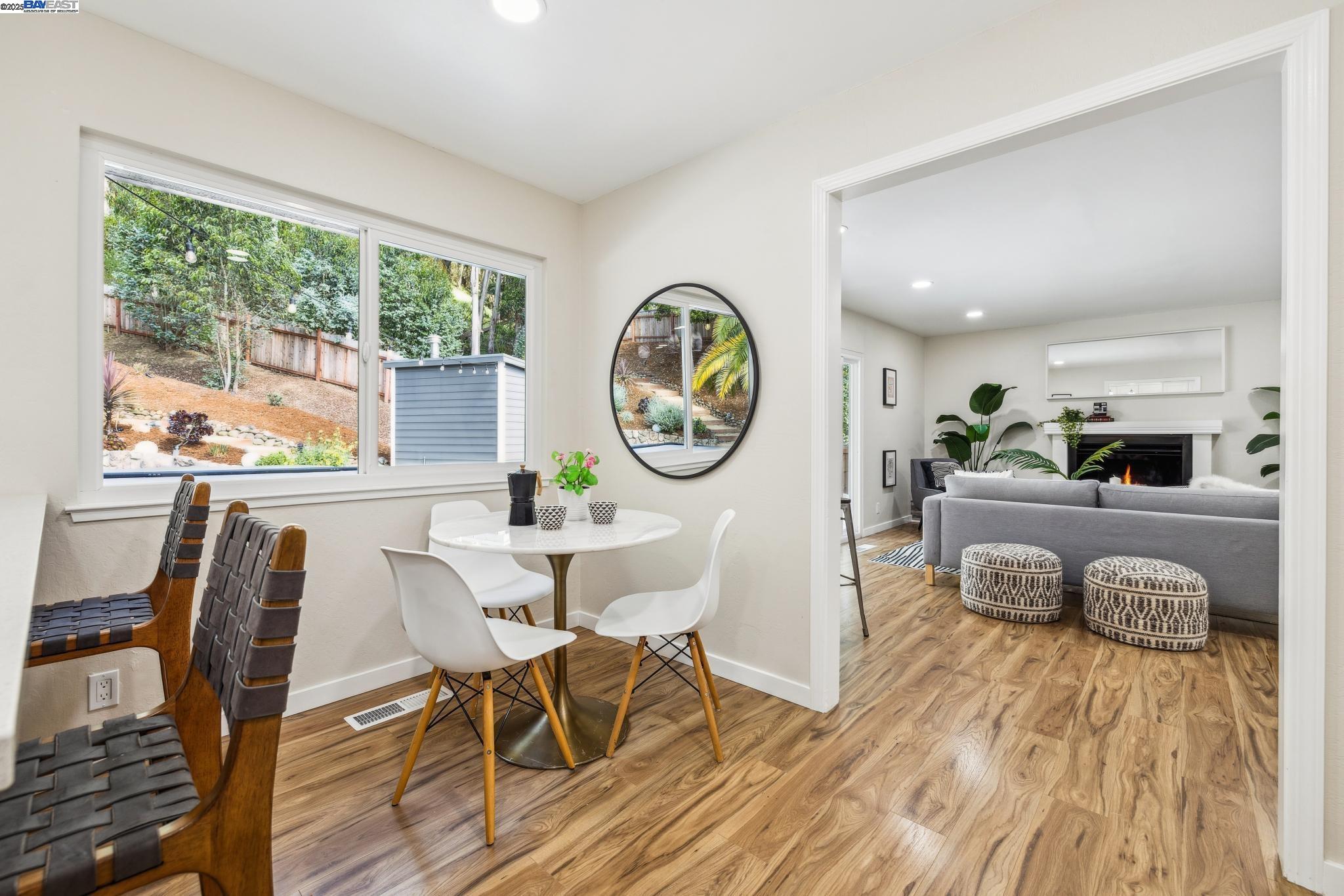 Detail Gallery Image 19 of 57 For 441 Fox Hills Court, Oakland,  CA 94605 - 3 Beds | 3 Baths