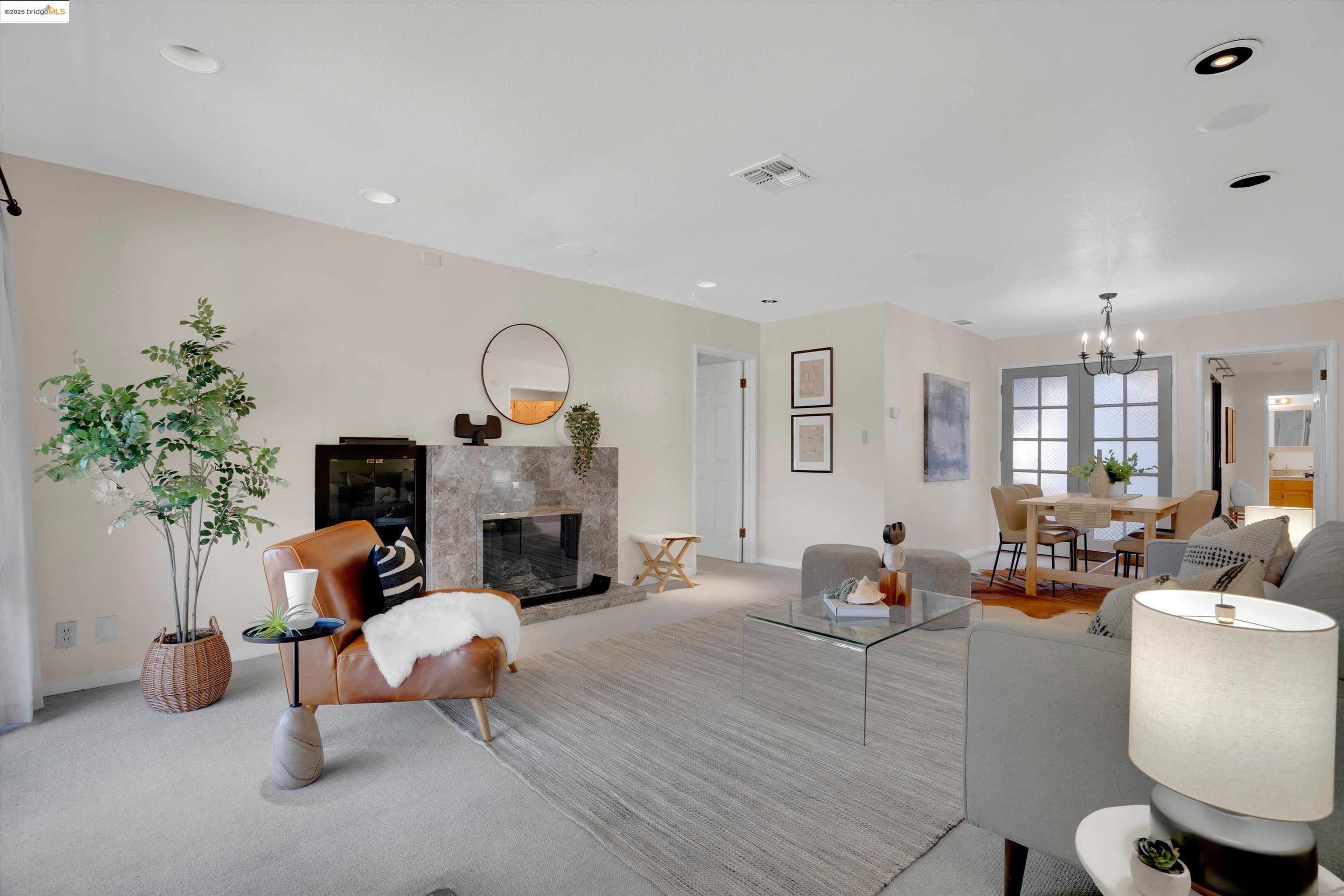 Detail Gallery Image 6 of 27 For 278 via Mirlo, San Lorenzo,  CA 94580 - 4 Beds | 2 Baths